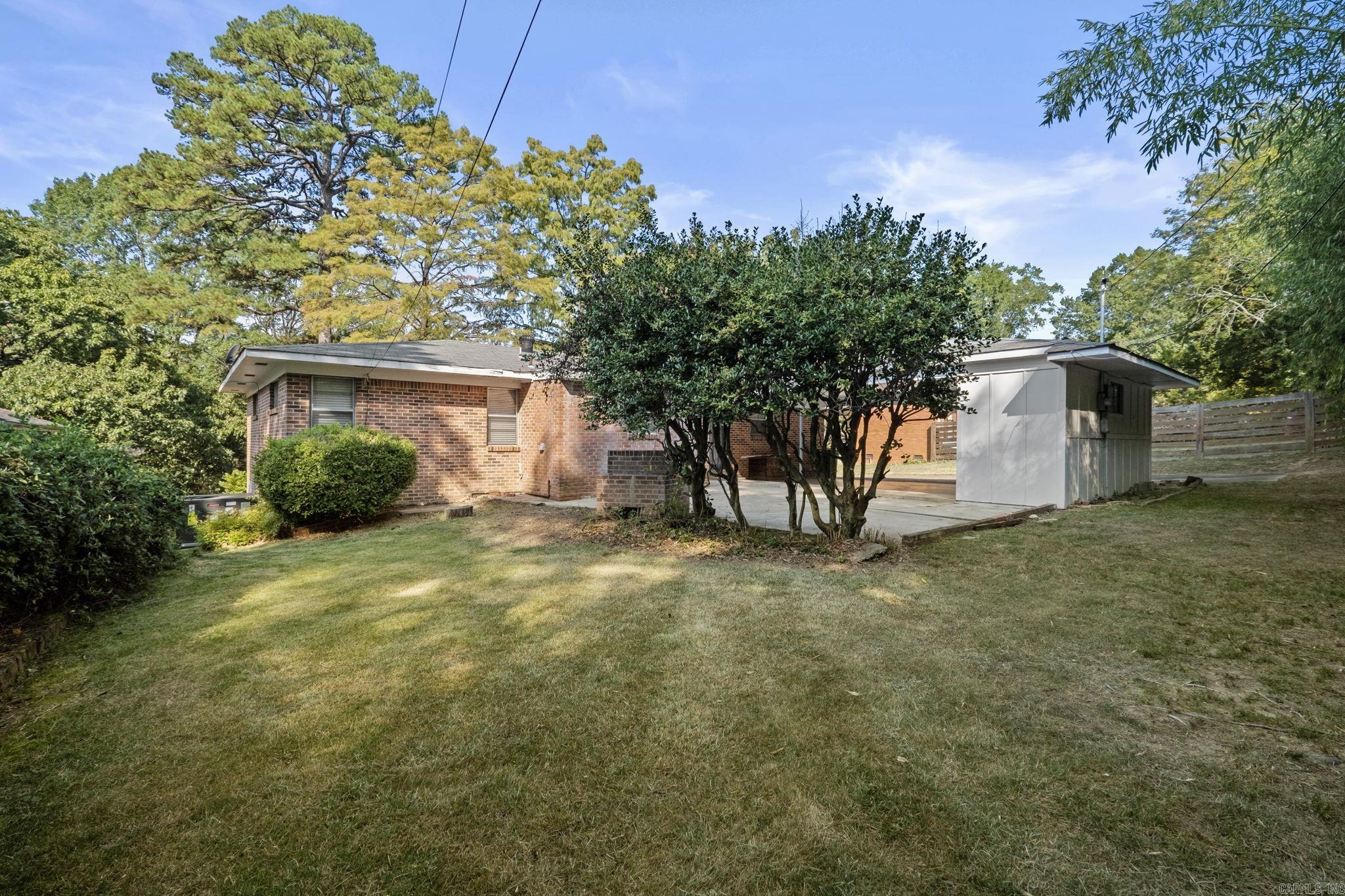 SHANNON HILLS - Residential