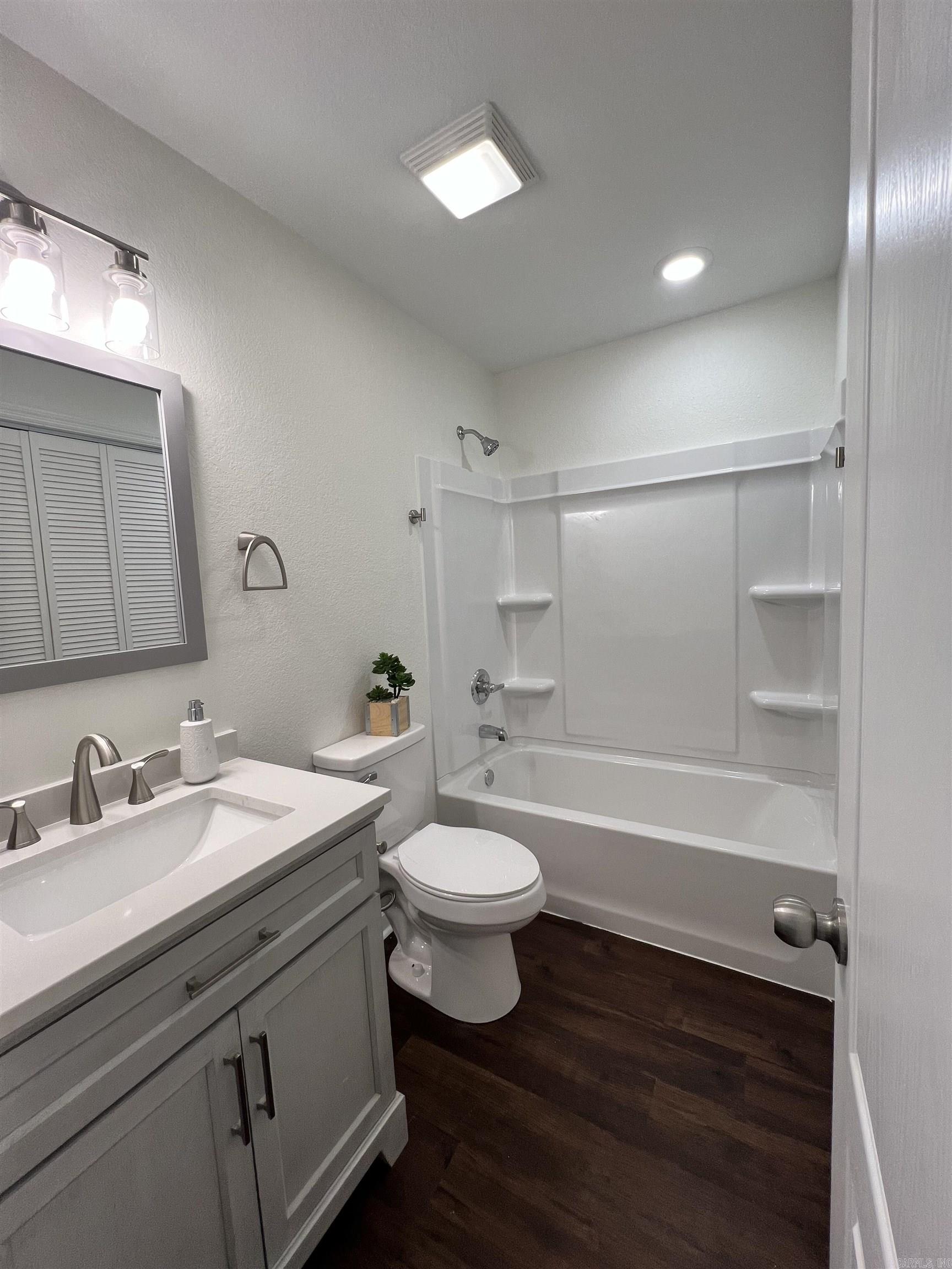 Searcy Outlots - Residential