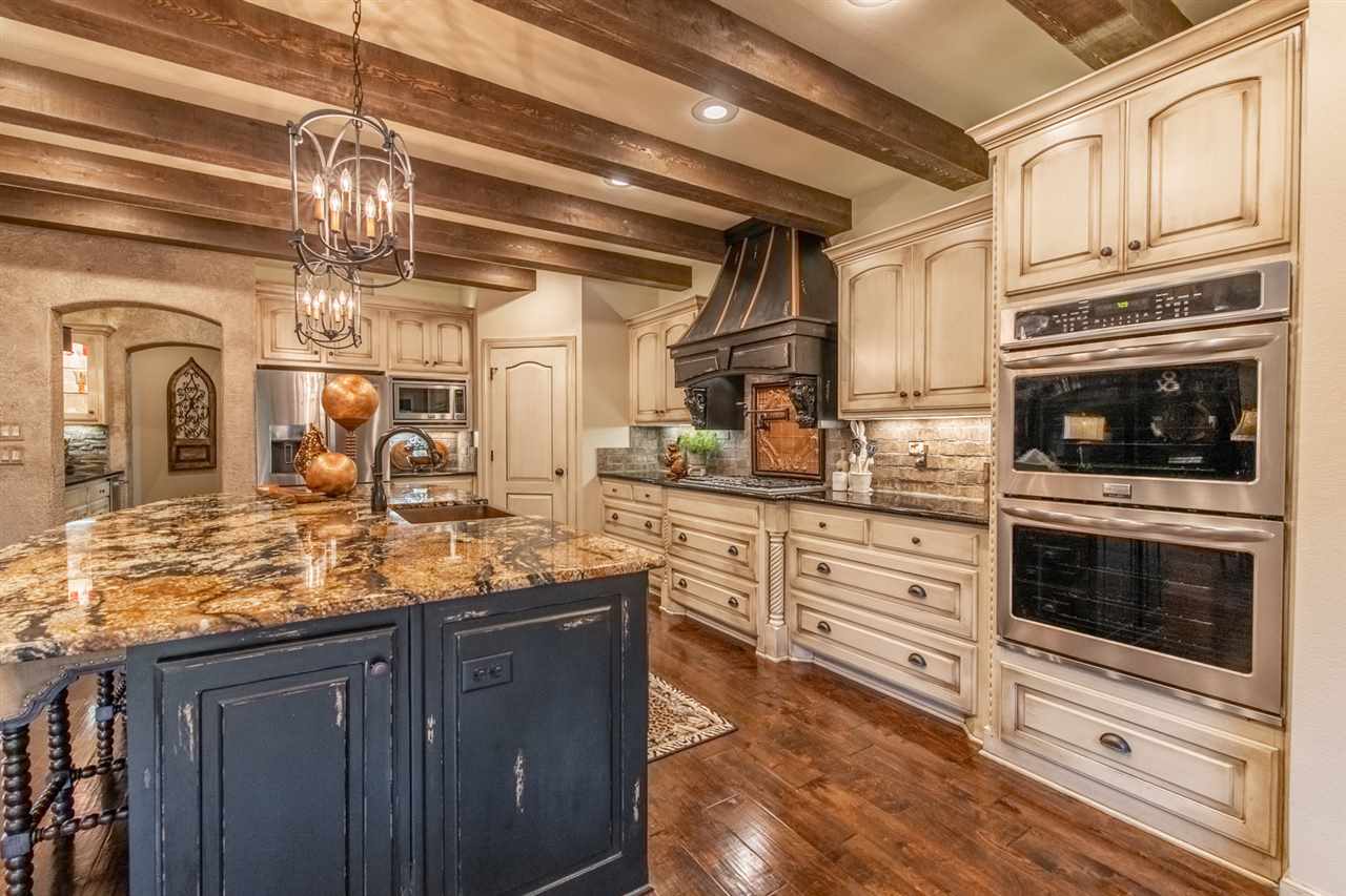WOODLANDS EDGE - Residential