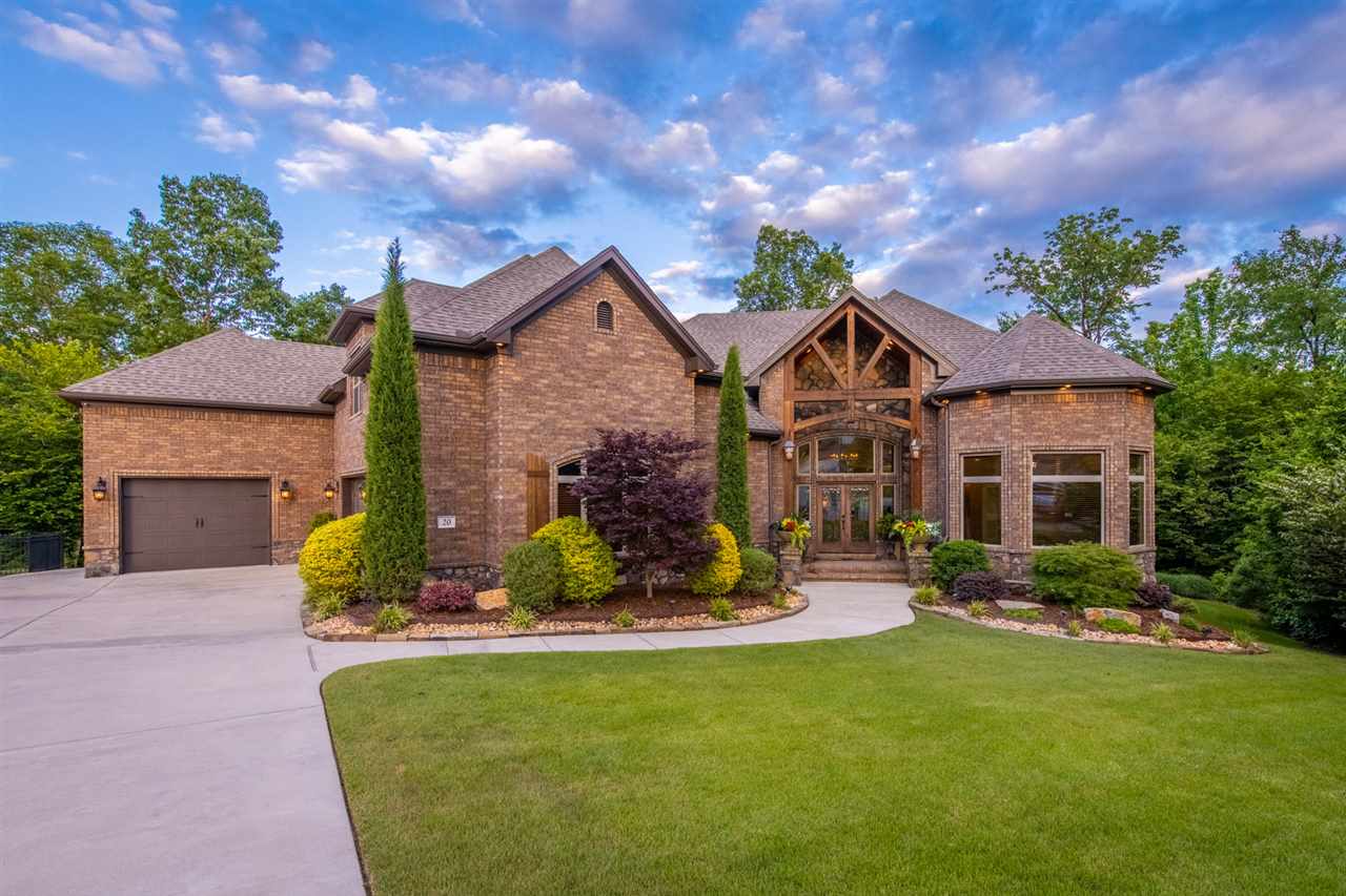 WOODLANDS EDGE - Residential
