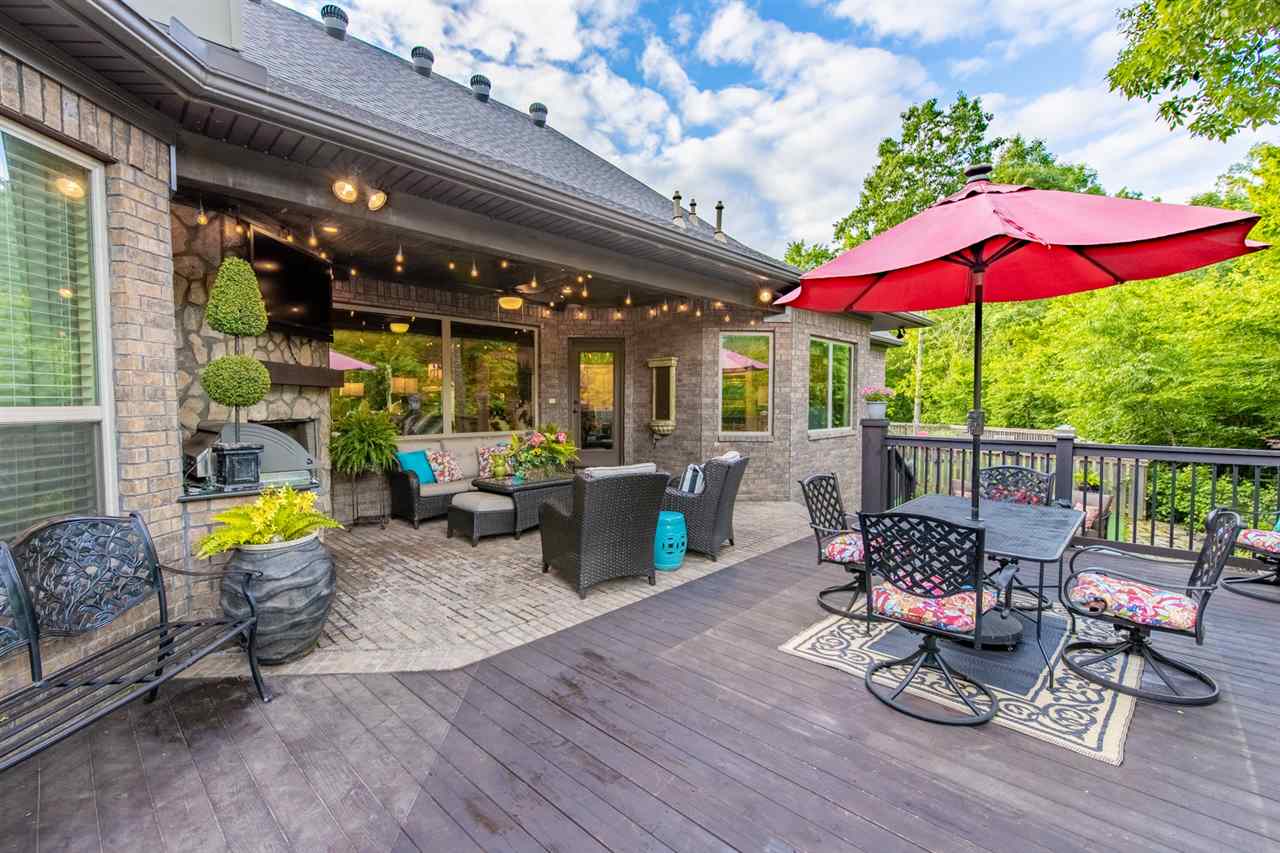WOODLANDS EDGE - Residential