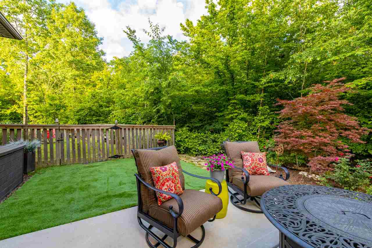 WOODLANDS EDGE - Residential
