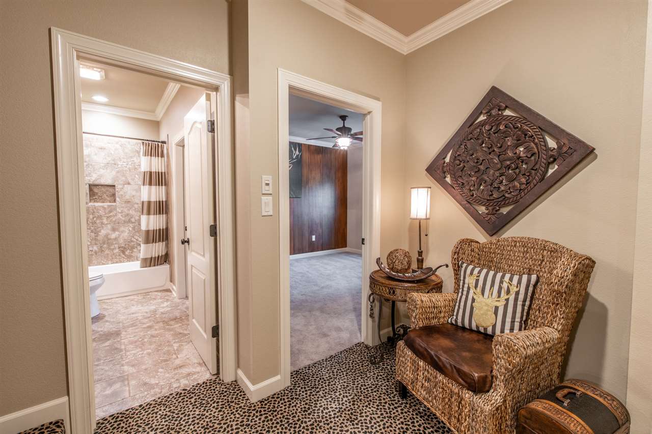 WOODLANDS EDGE - Residential