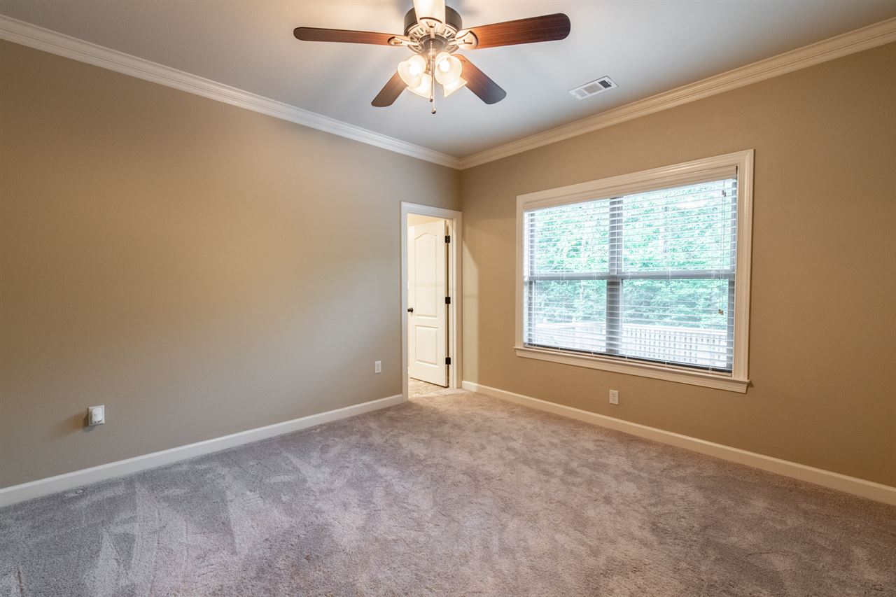 WOODLANDS EDGE - Residential