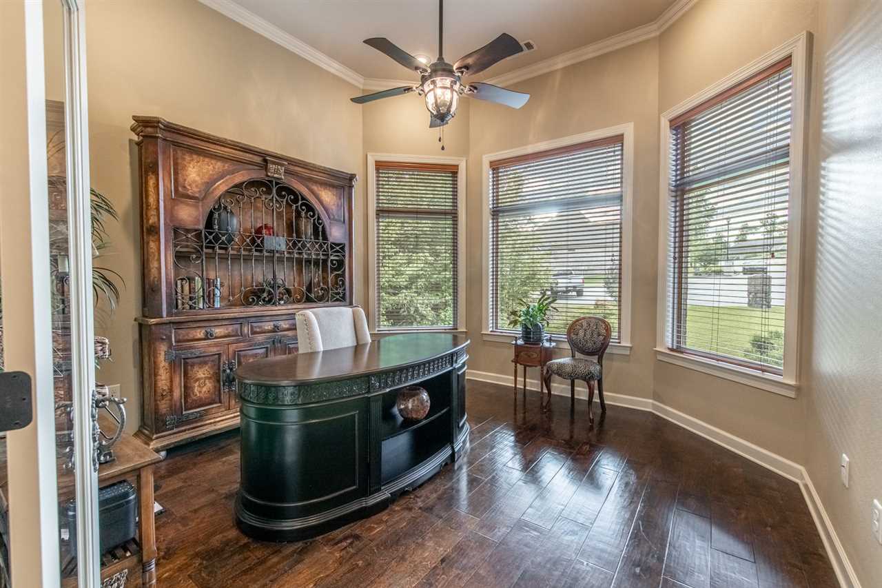 WOODLANDS EDGE - Residential