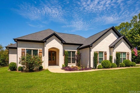 Photo of 24 Johnny Drive, Greenbrier, AR 72058 (MLS # 26033922)