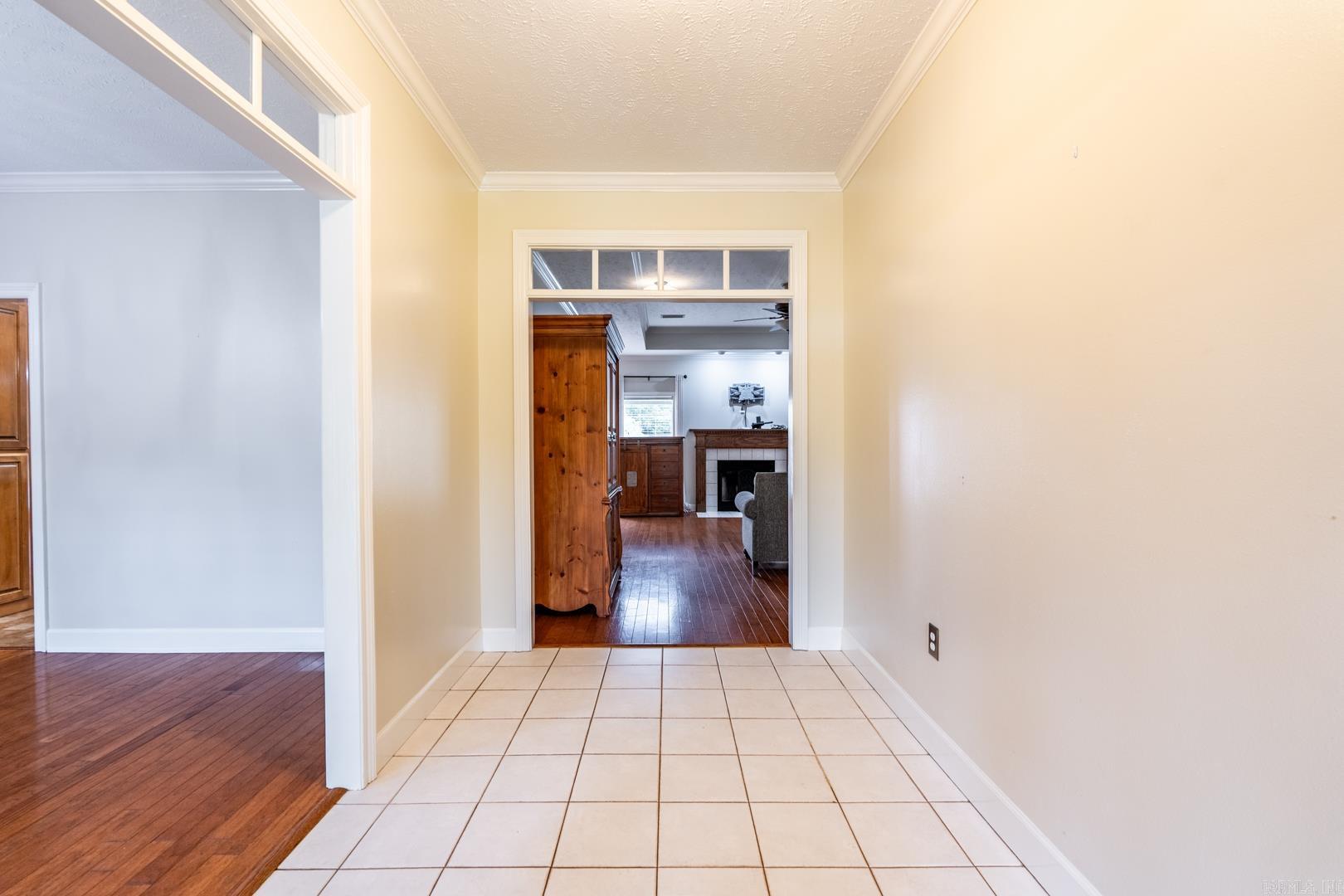 Falcon Crest - Residential