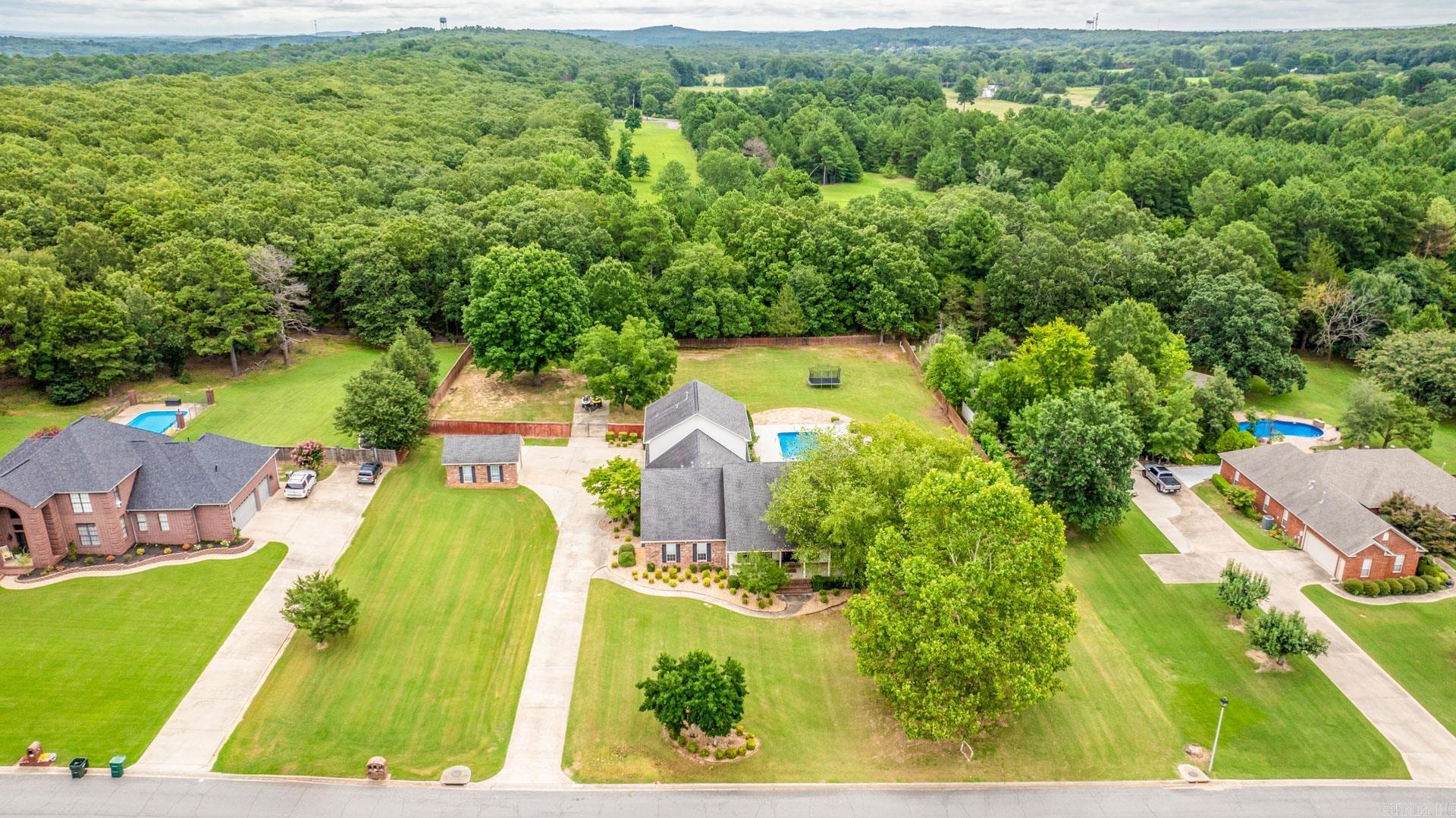 Falcon Crest - Residential