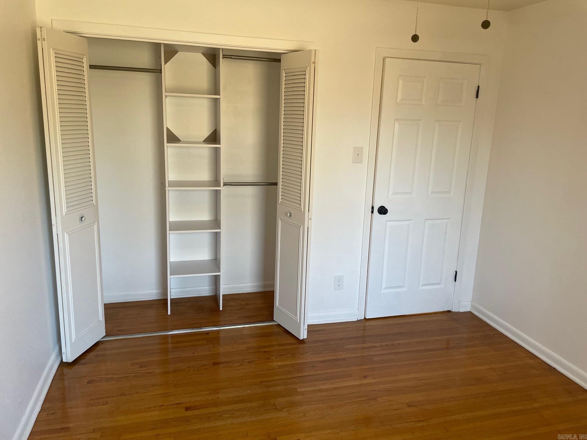 LAKE VIEW - Residential Lease