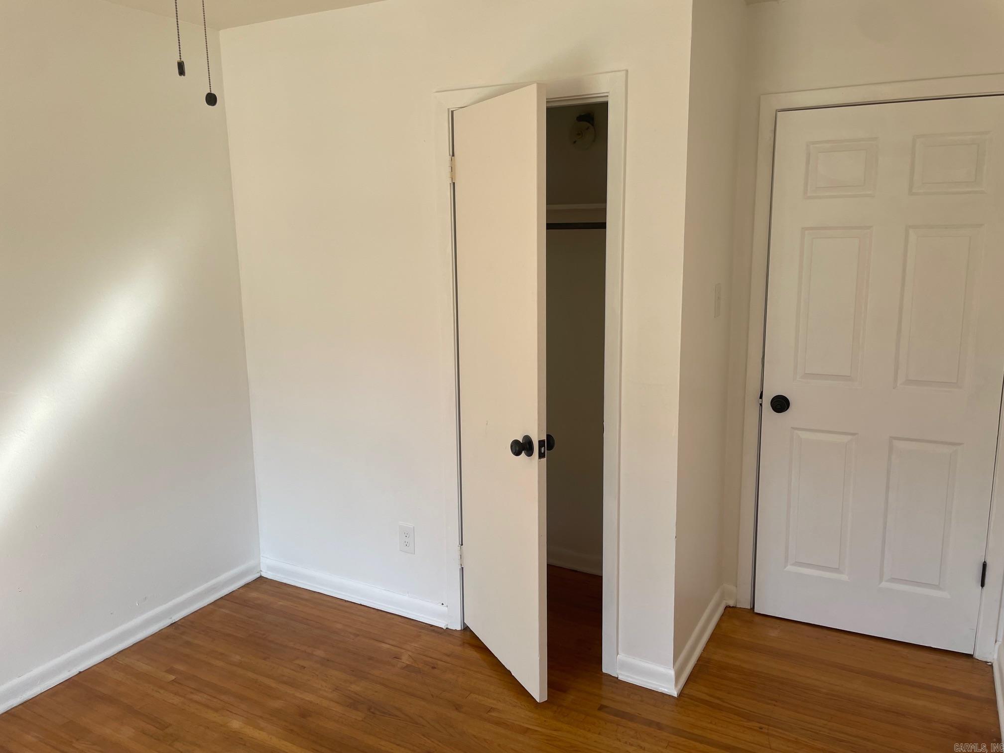 LAKE VIEW - Residential Lease