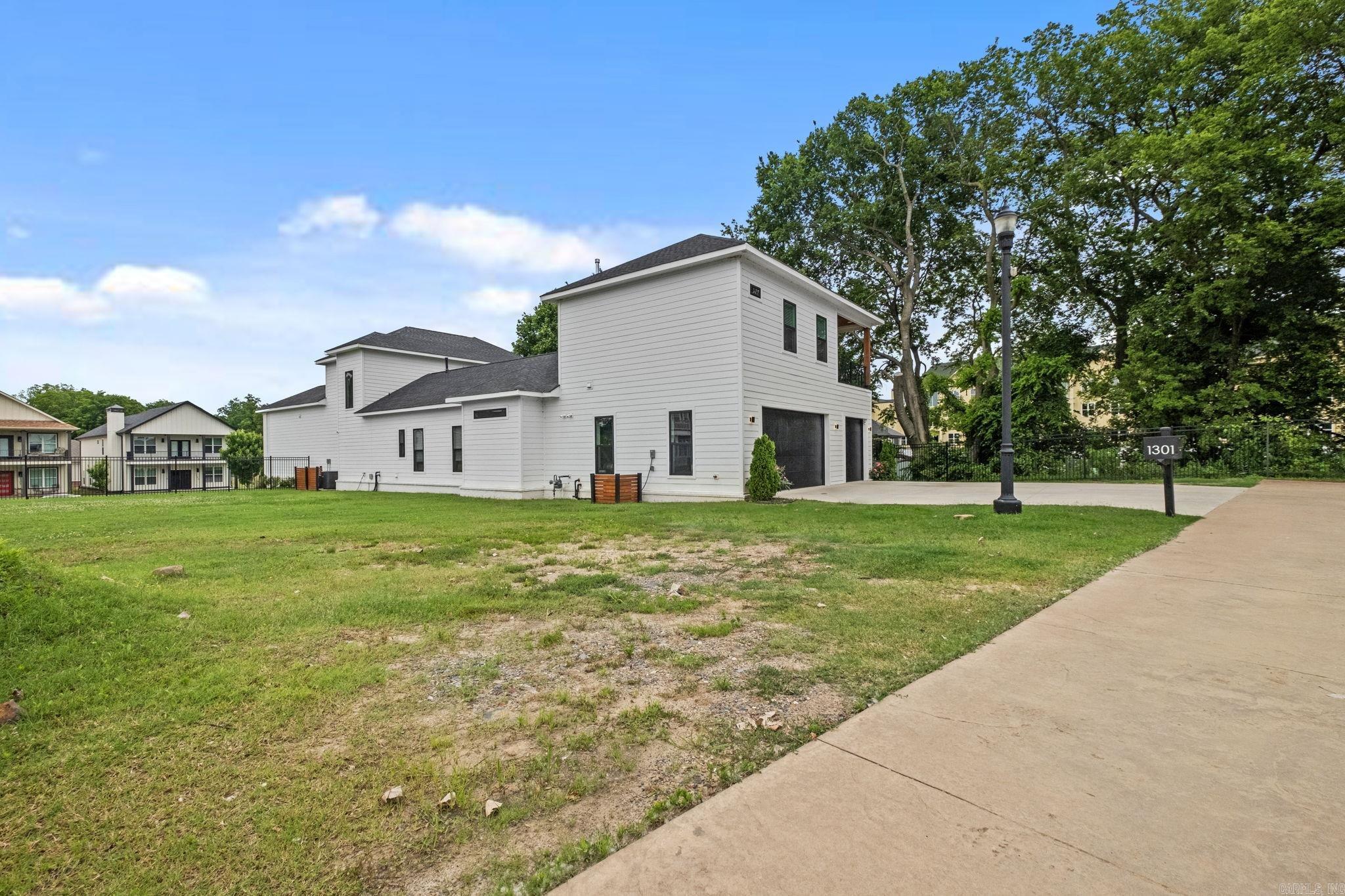 Rockwater Village - Residential