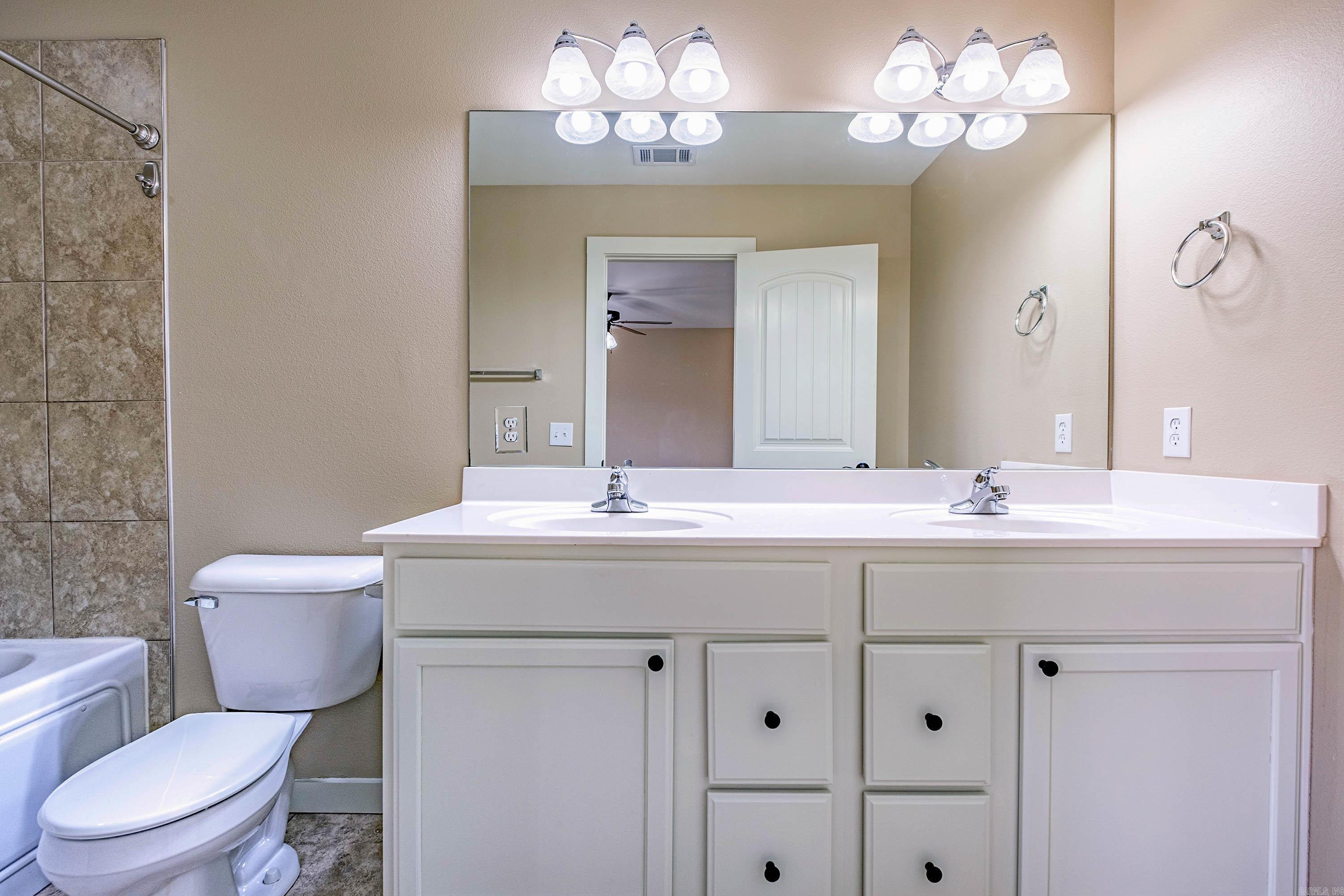 THE VILLAS - Residential