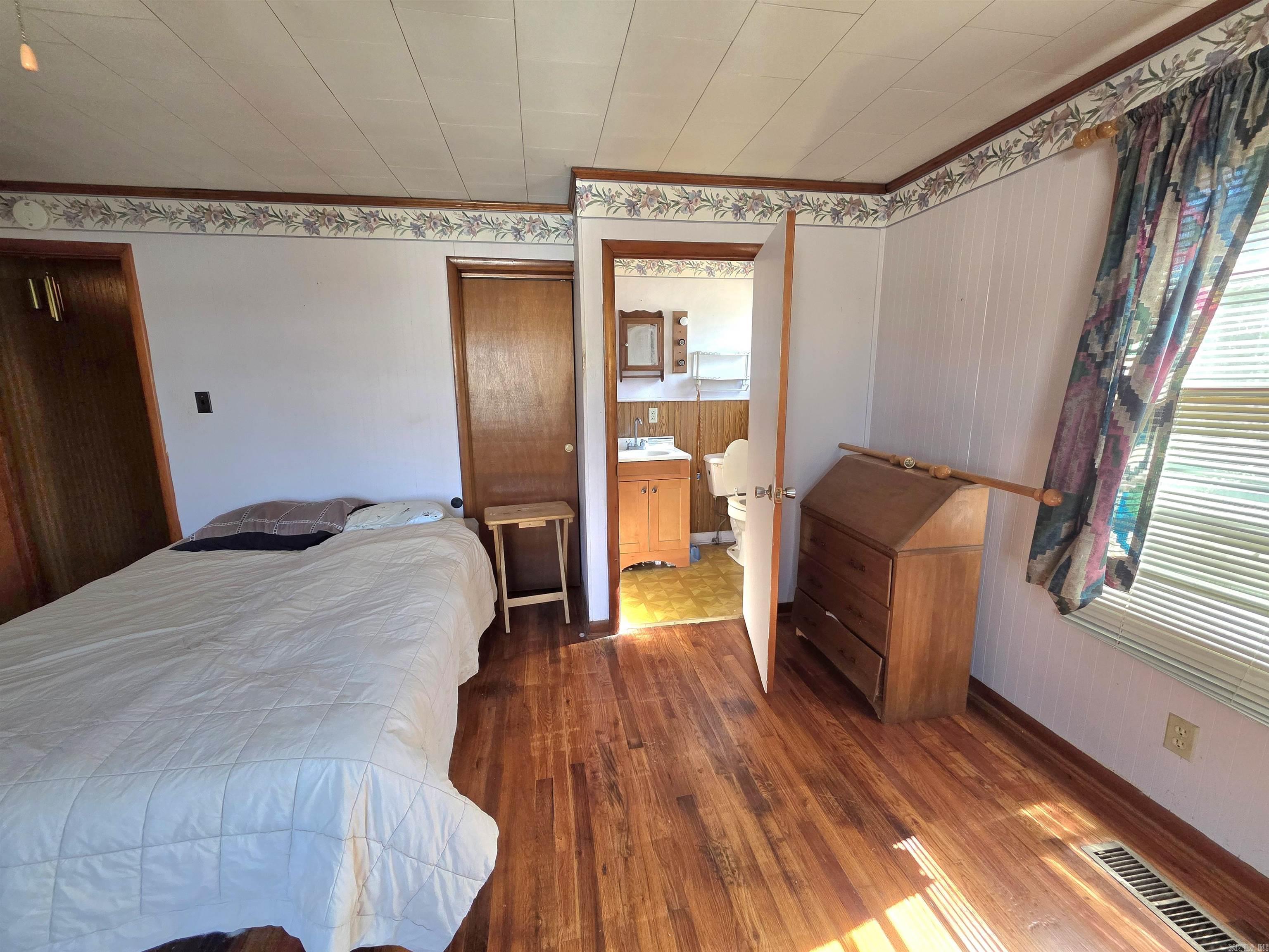 CHICKASAW - Residential