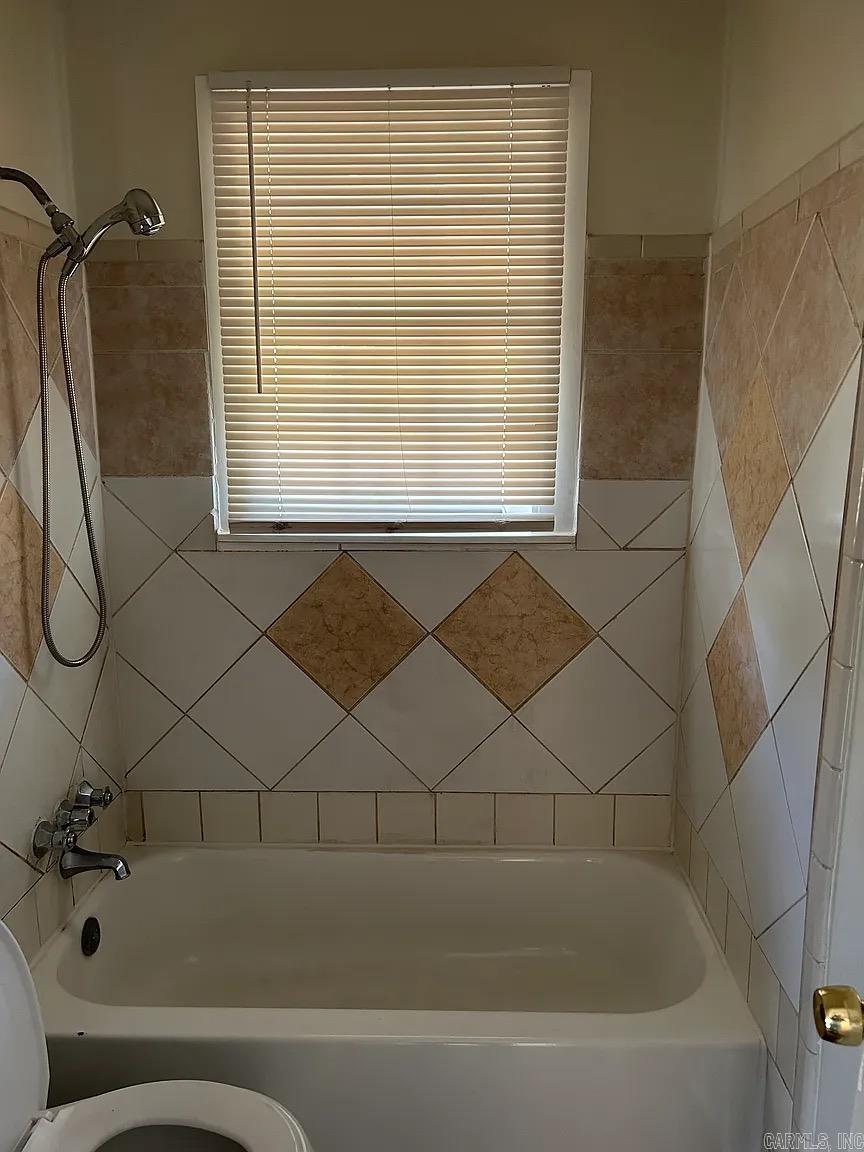 PINE FOREST - Residential