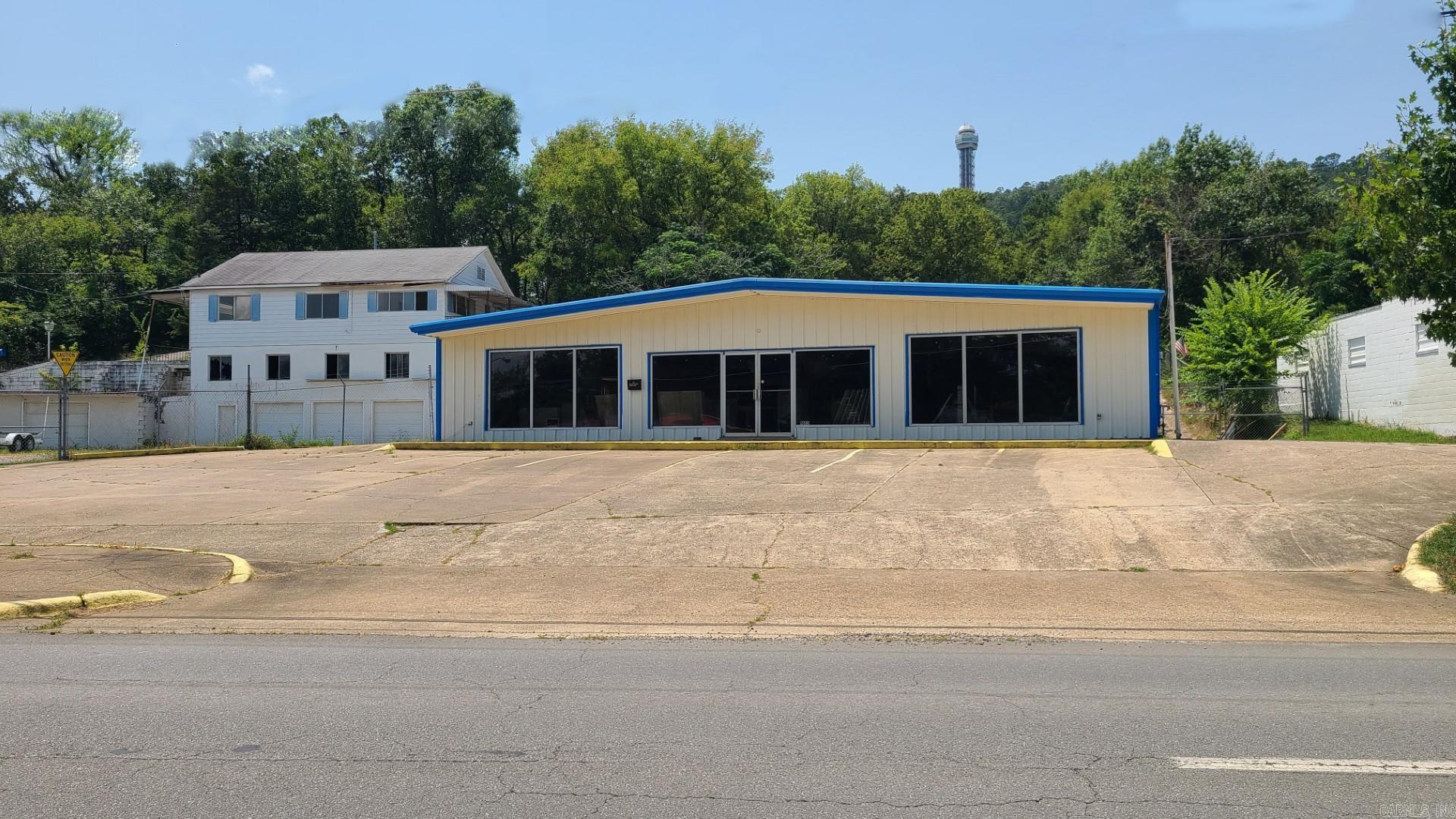 McKowns - Commercial Sale