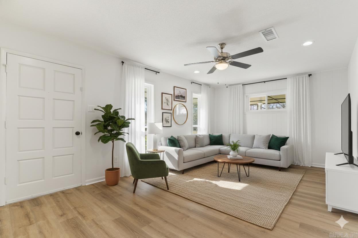 STAGECOACH VILLAGE - Residential