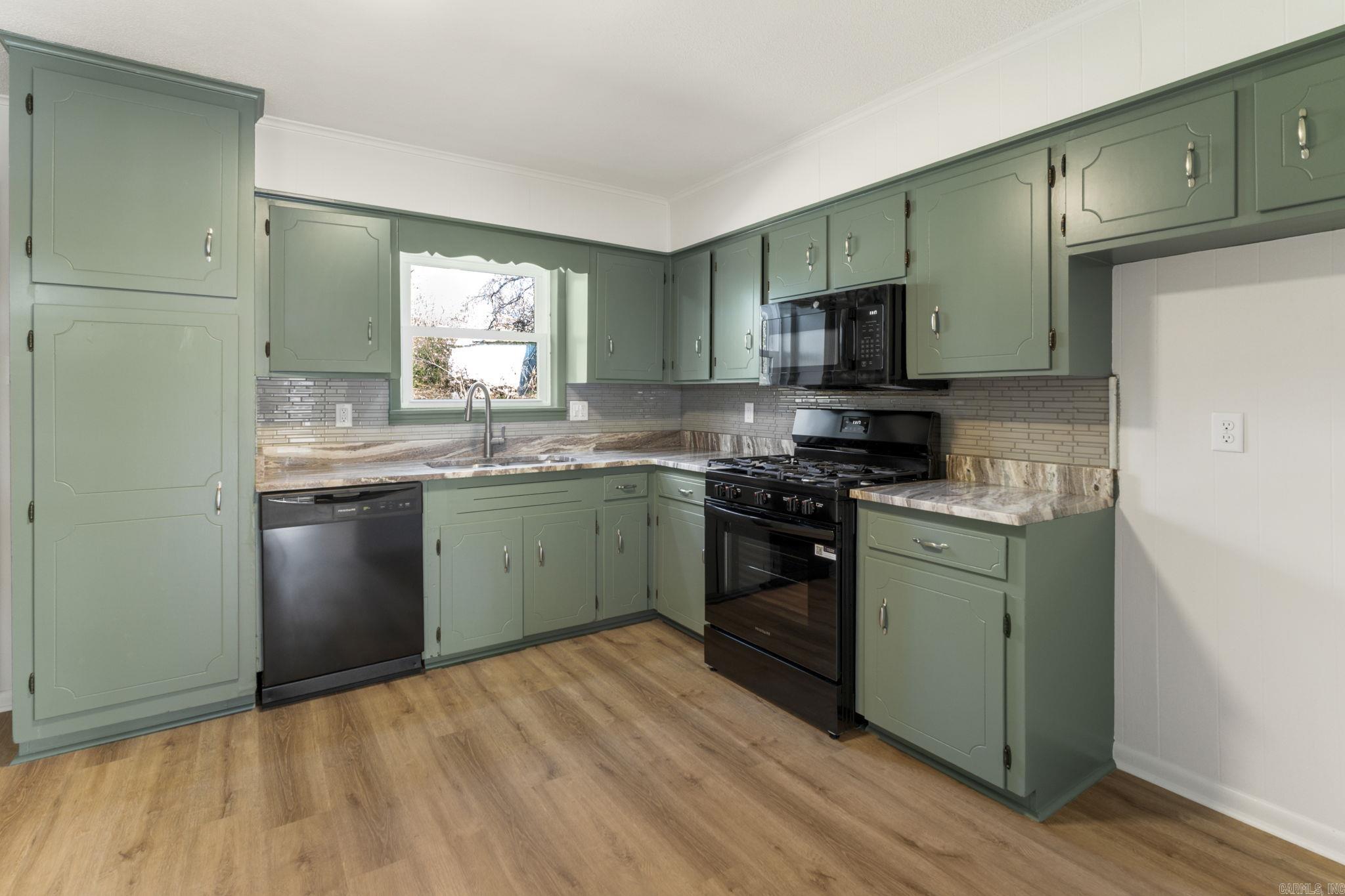 STAGECOACH VILLAGE - Residential