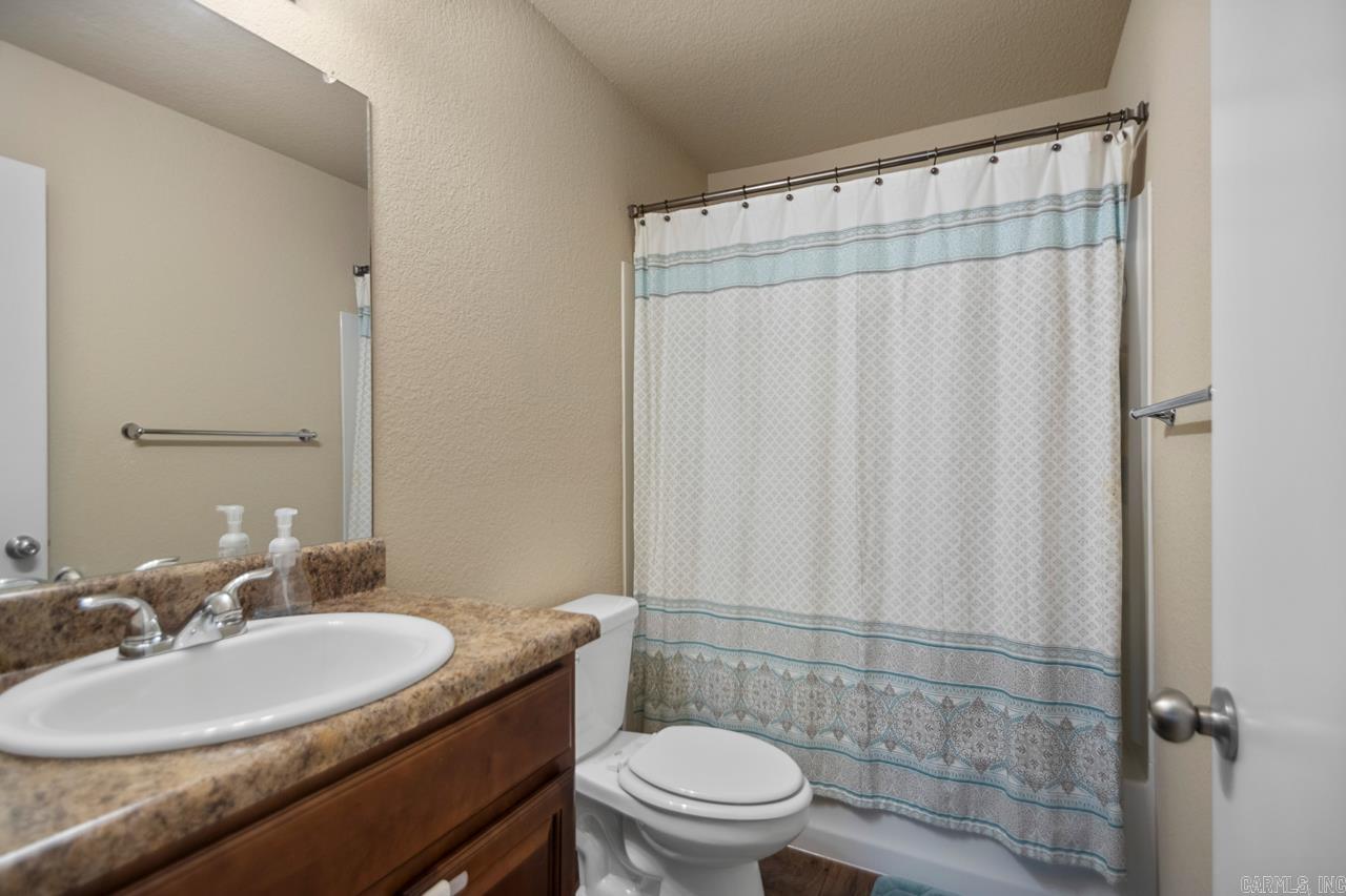 WOODLANDS EDGE - Residential