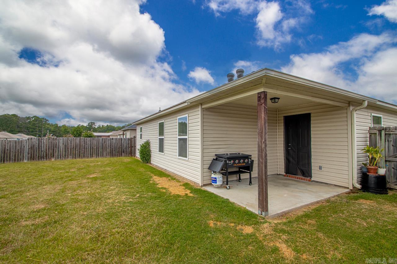 WOODLANDS EDGE - Residential