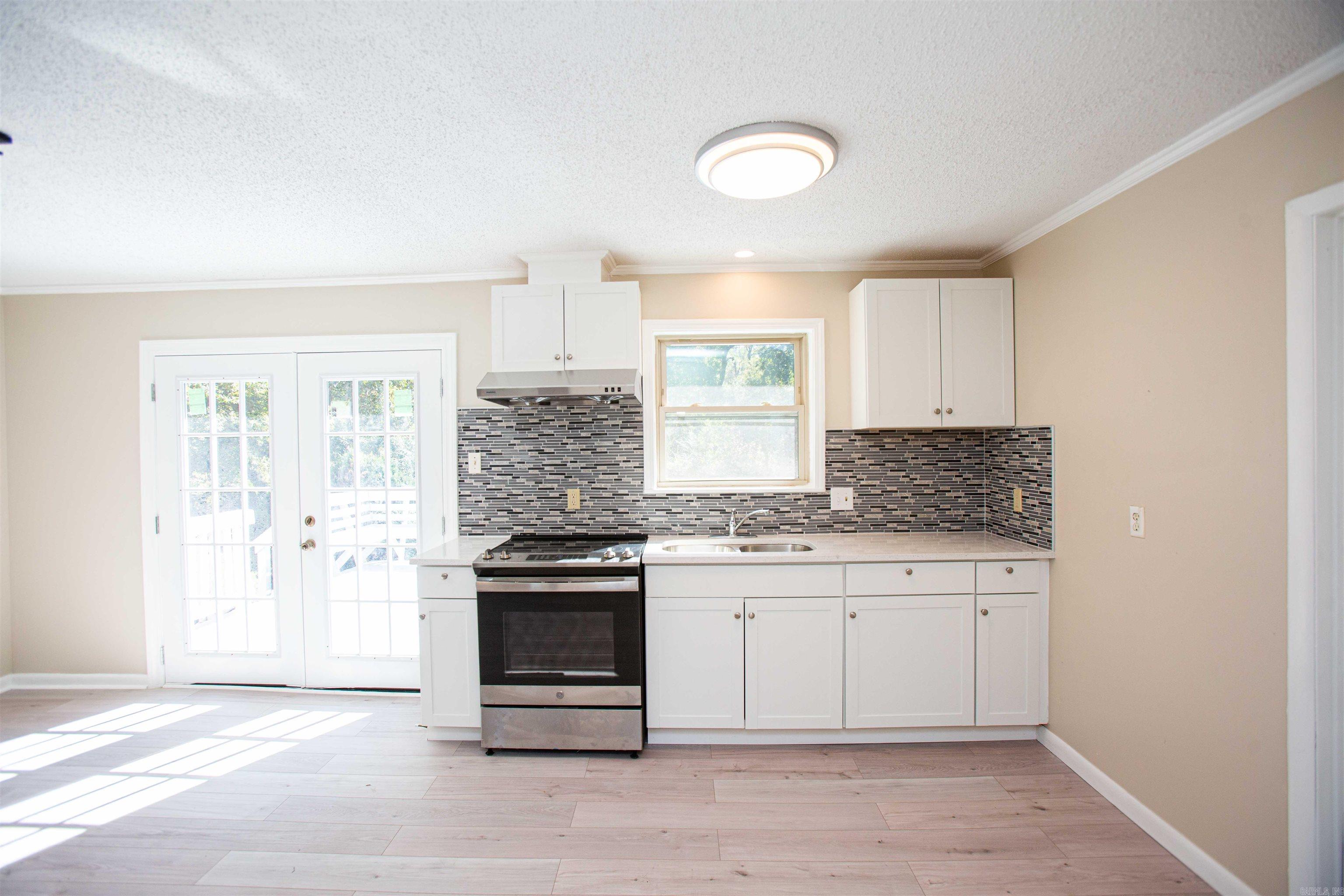 West Markham Heights - Residential Lease