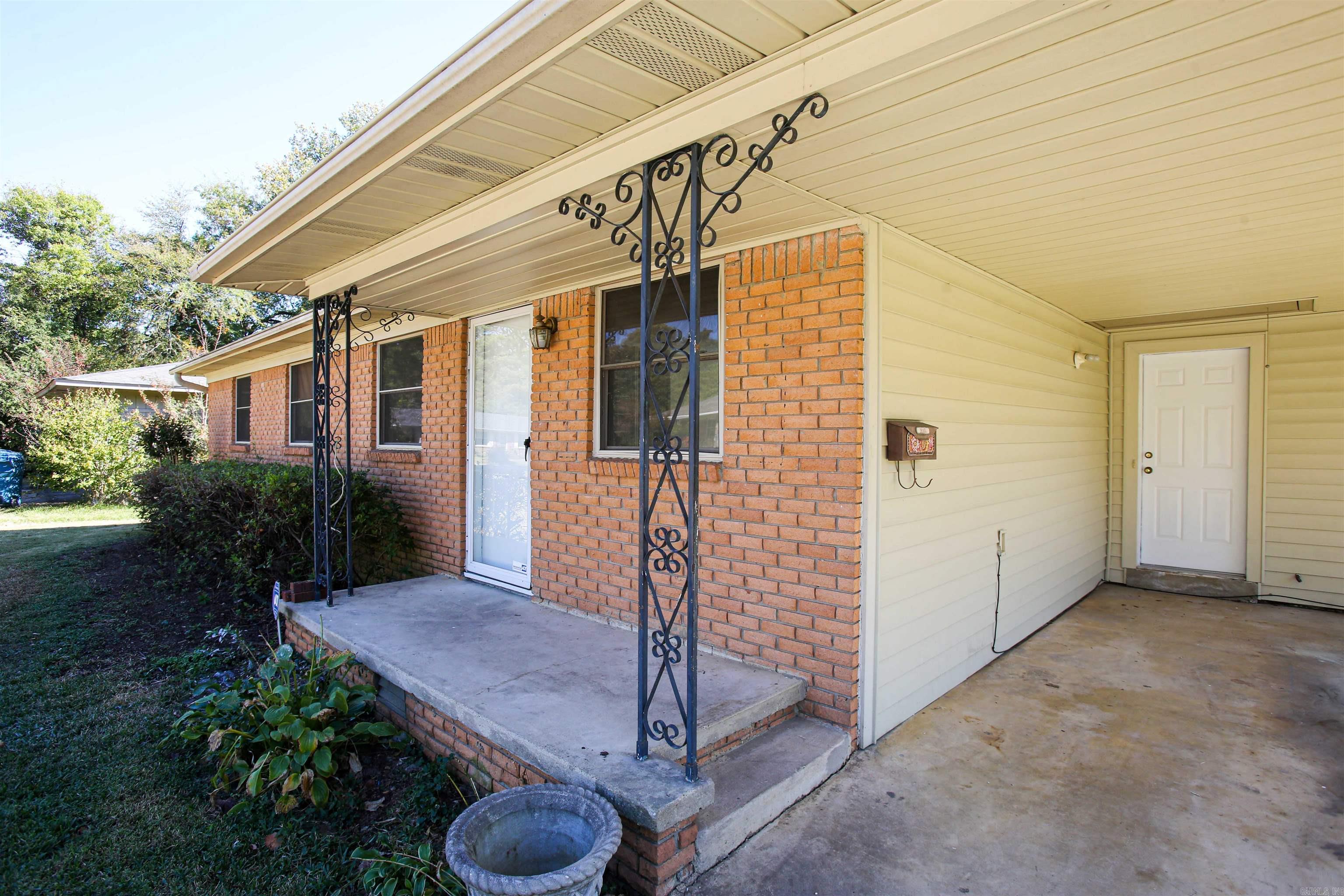 West Markham Heights - Residential Lease