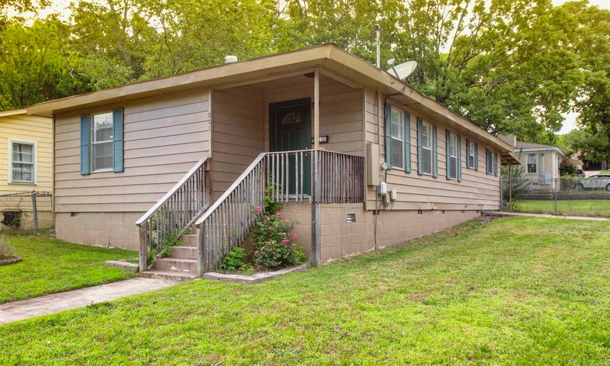 Great 3BD/1BA in North Little Rock that is waiting for you to call home. Hard flooring throughout, no carpet! All major kitchen appliances included. Laundry room has extra shelving and comes with a washer/dryer. Fully fenced back yard that is perfect for anyone with kids or pets. The lease for this property is for 2 years with a 3% increase after the first year. Income has to be 3x the amount of rent. NO SECTION 8.