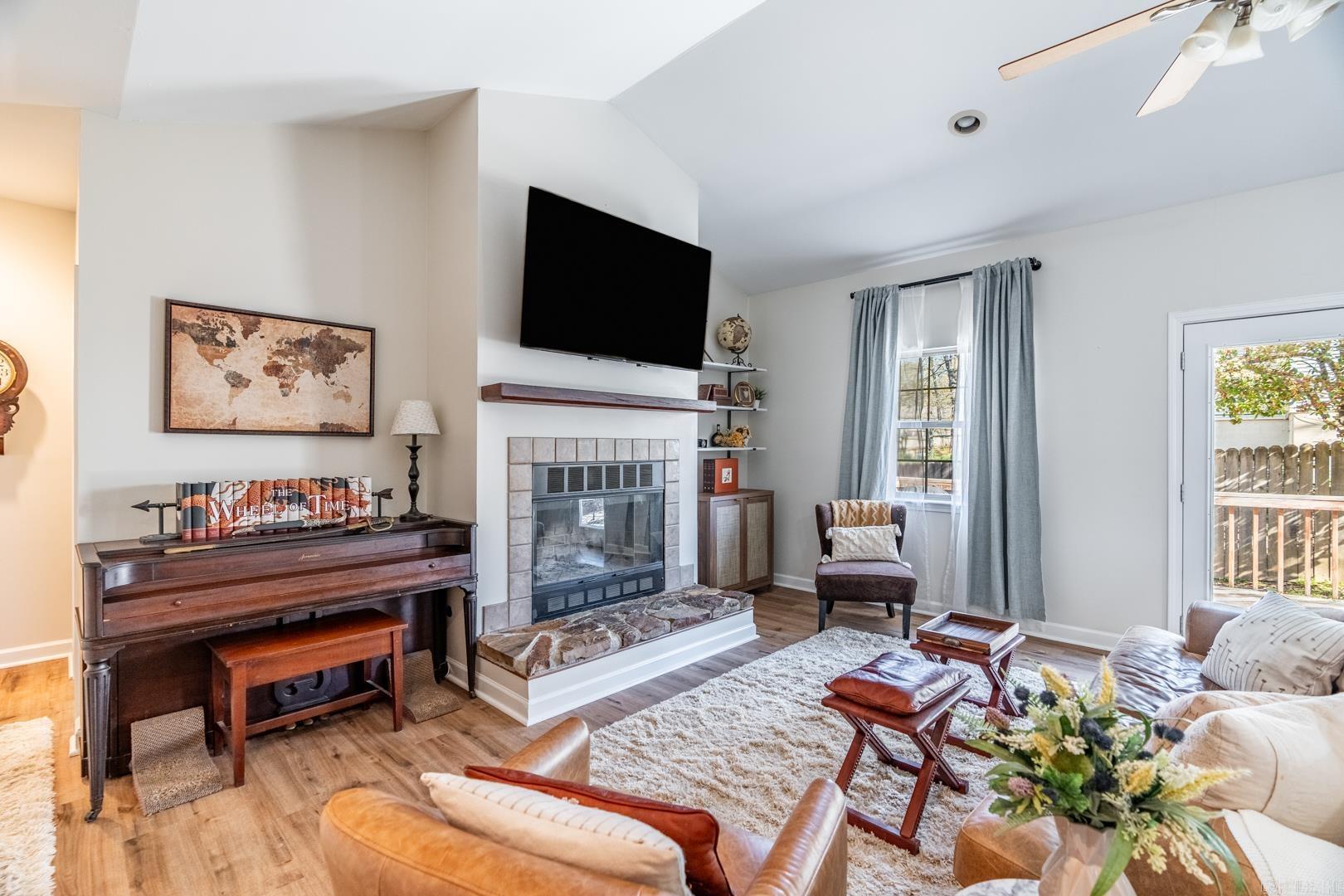 CARDINAL VALLEY - Residential