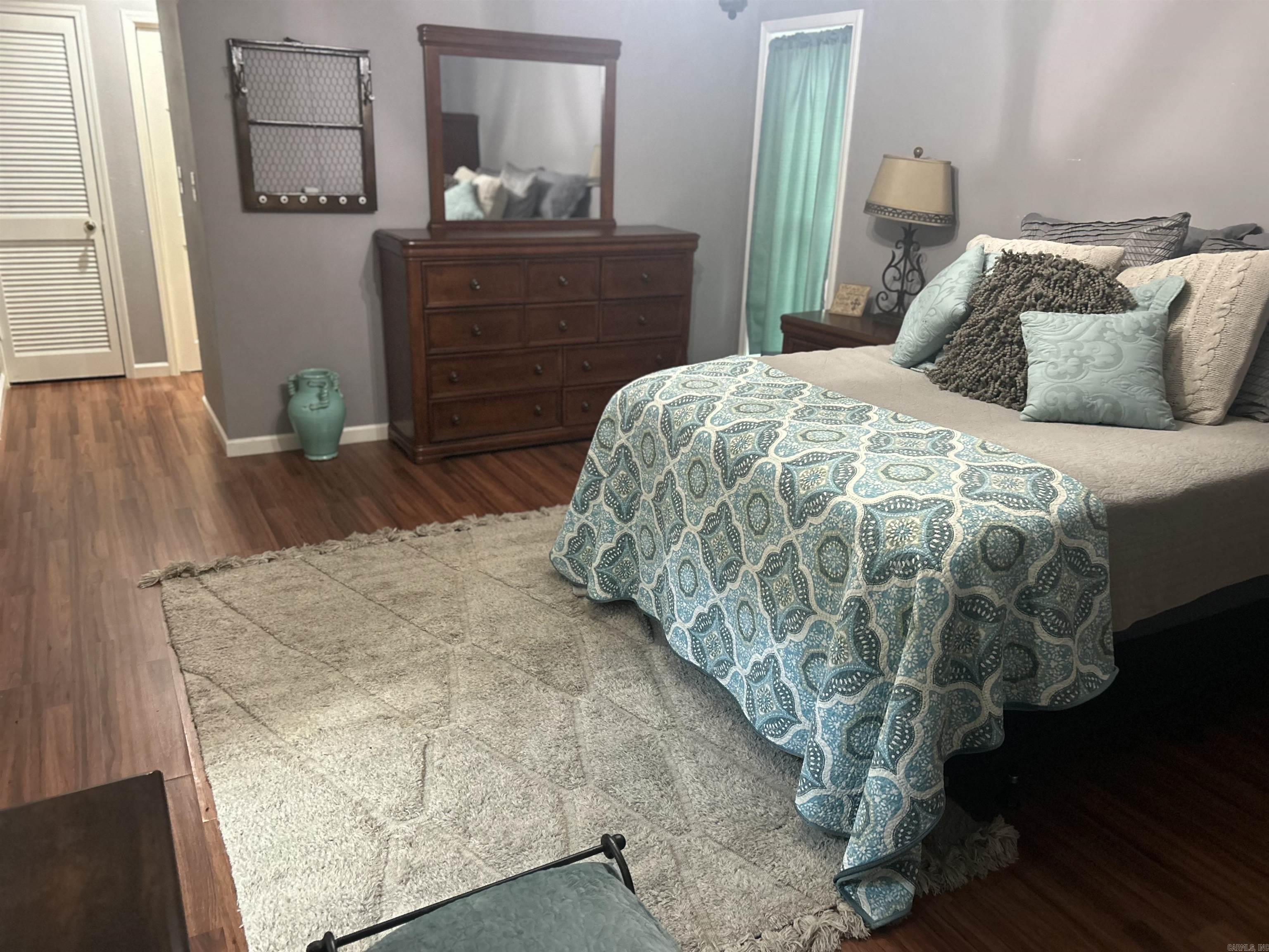 SHADOW RIDGE VILLAS - Residential