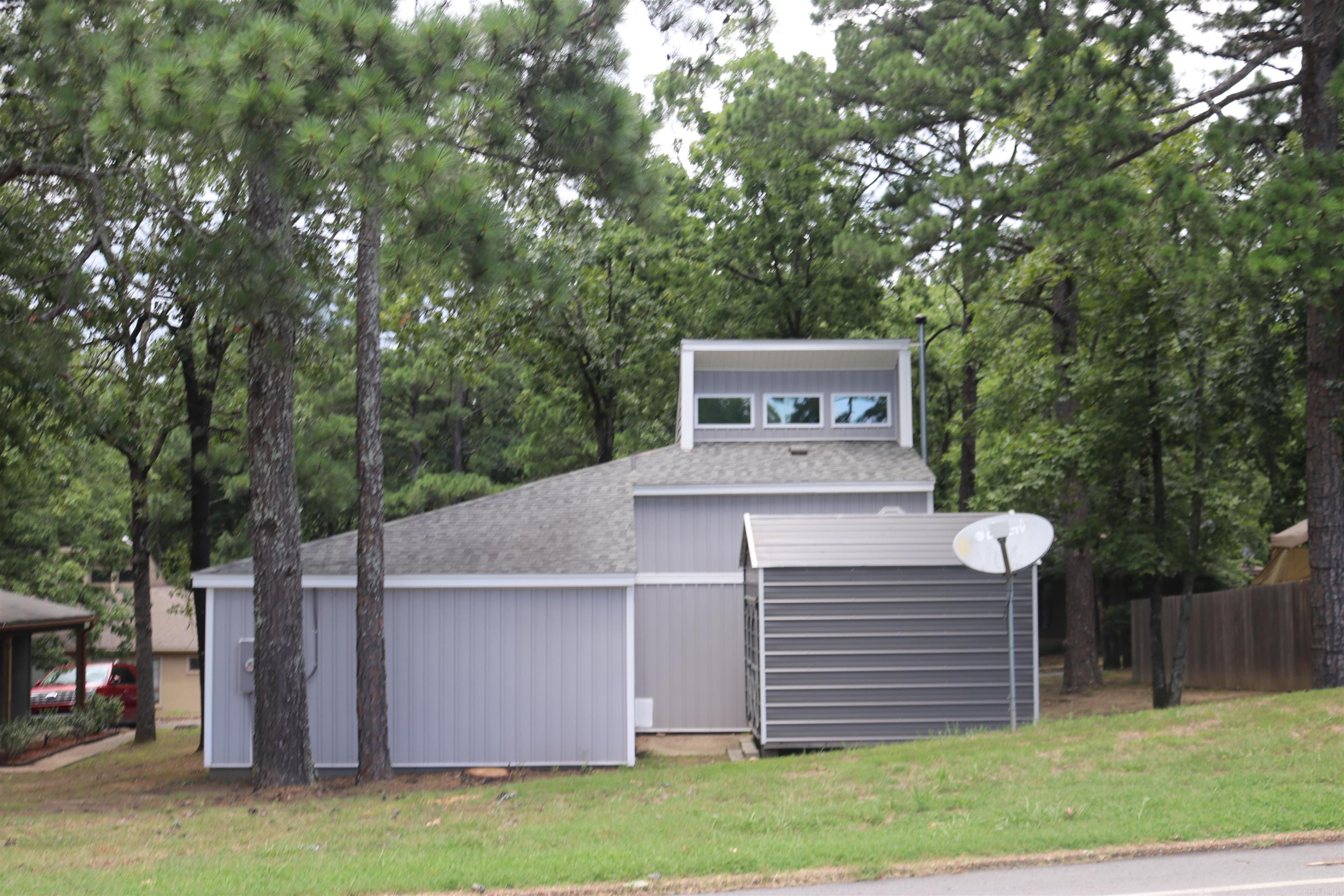 SHADOW RIDGE VILLAS - Residential