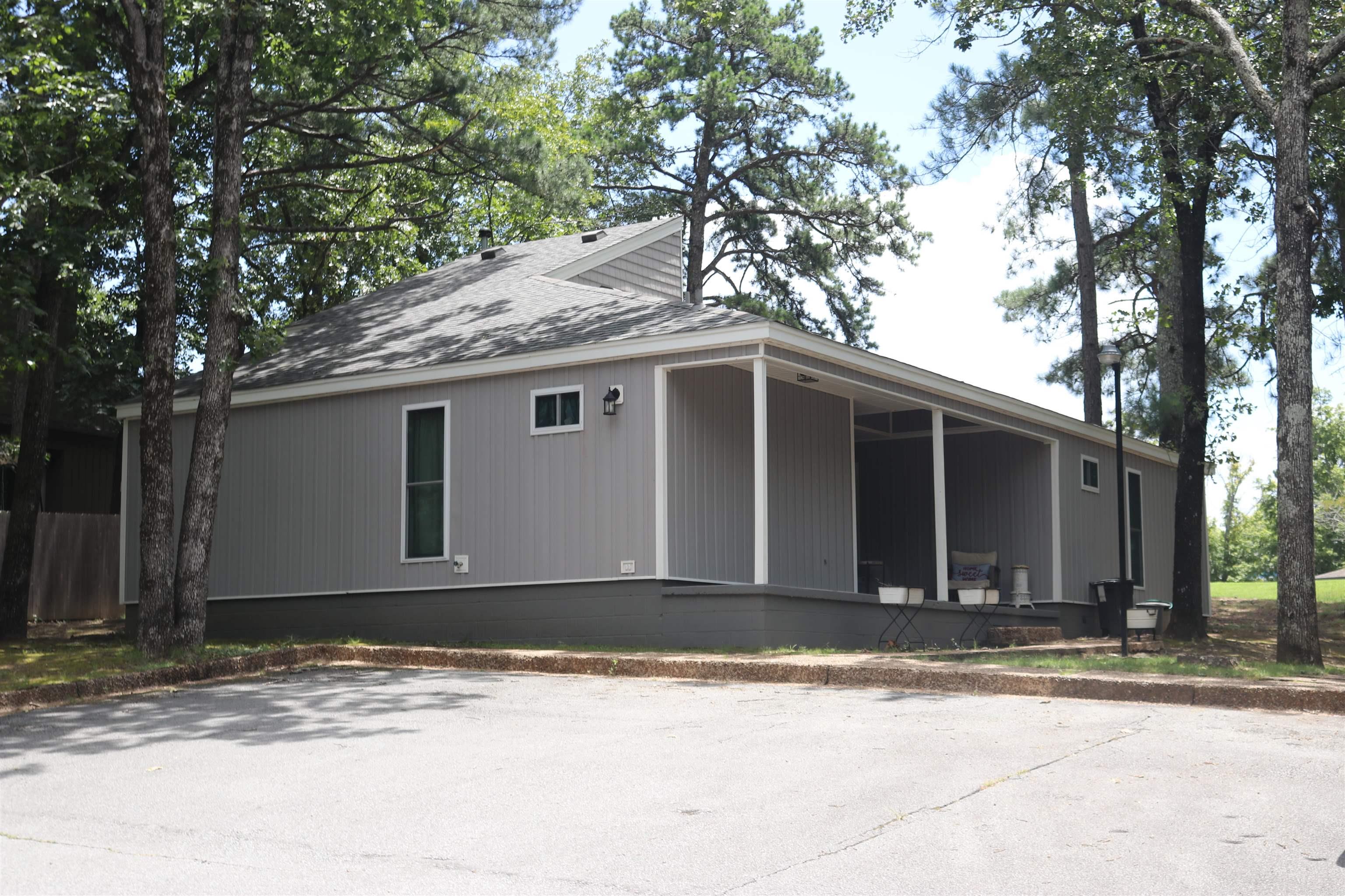 SHADOW RIDGE VILLAS - Residential