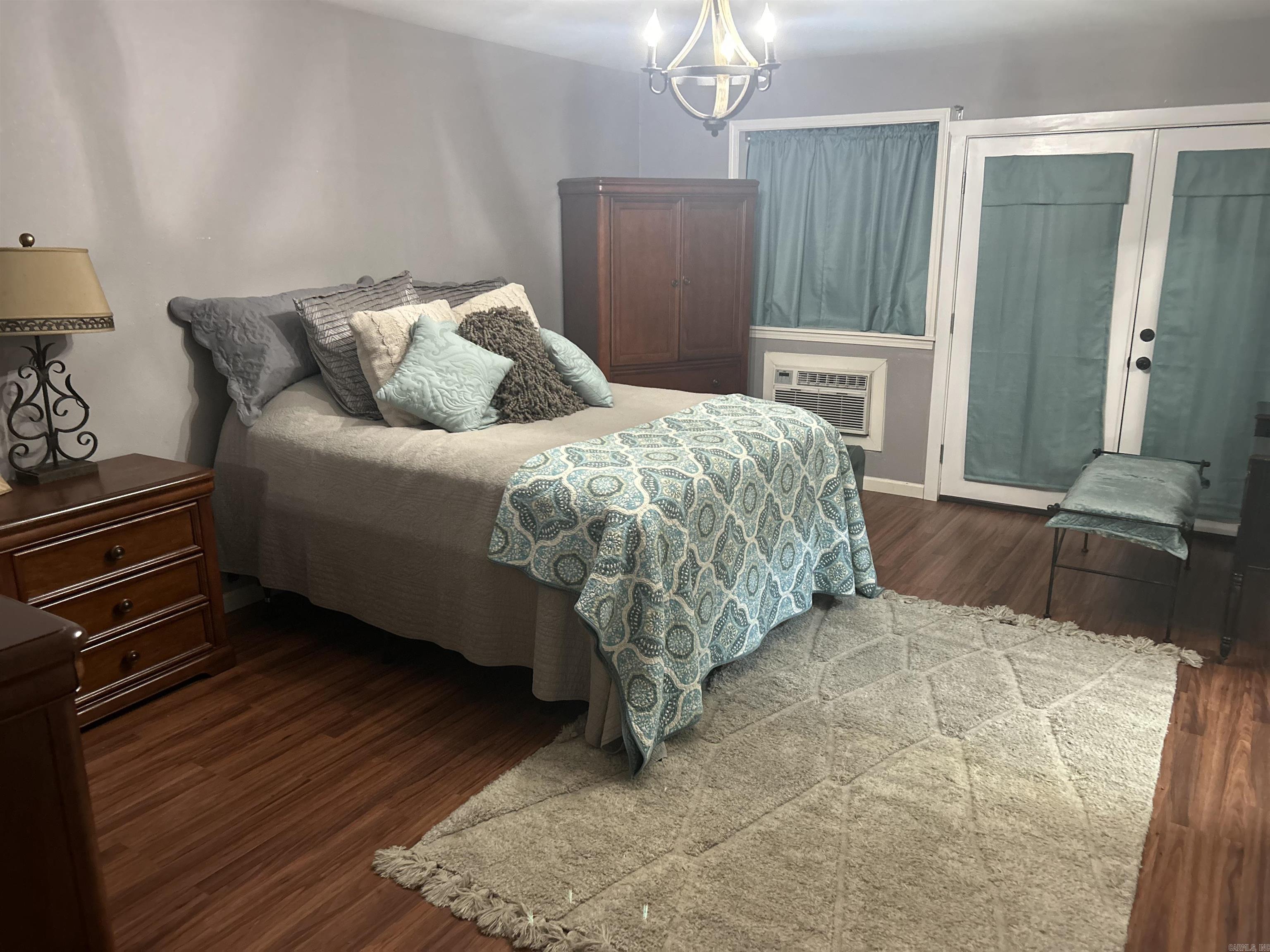 SHADOW RIDGE VILLAS - Residential