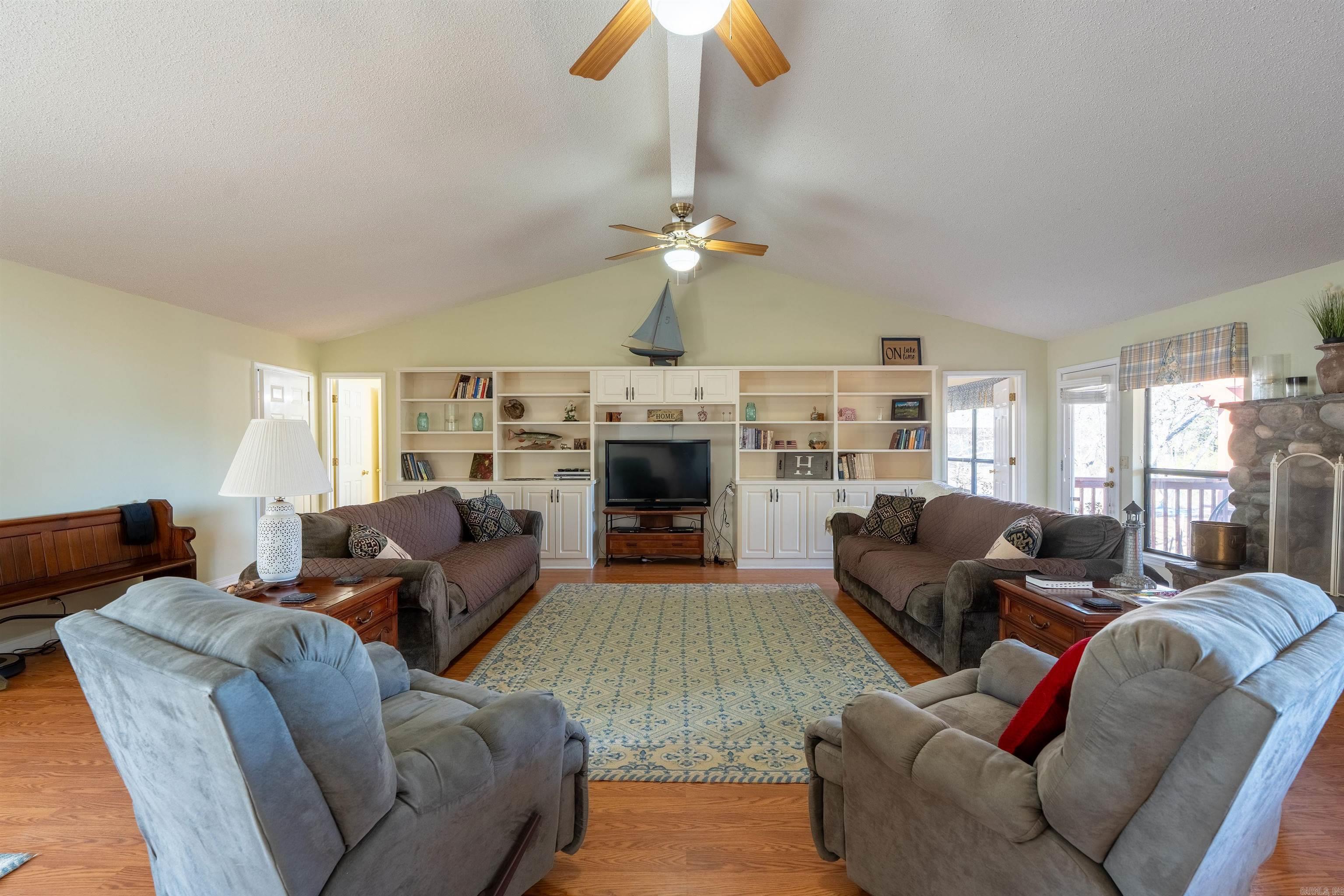 CRAPPIE COVE - LAKE - Residential