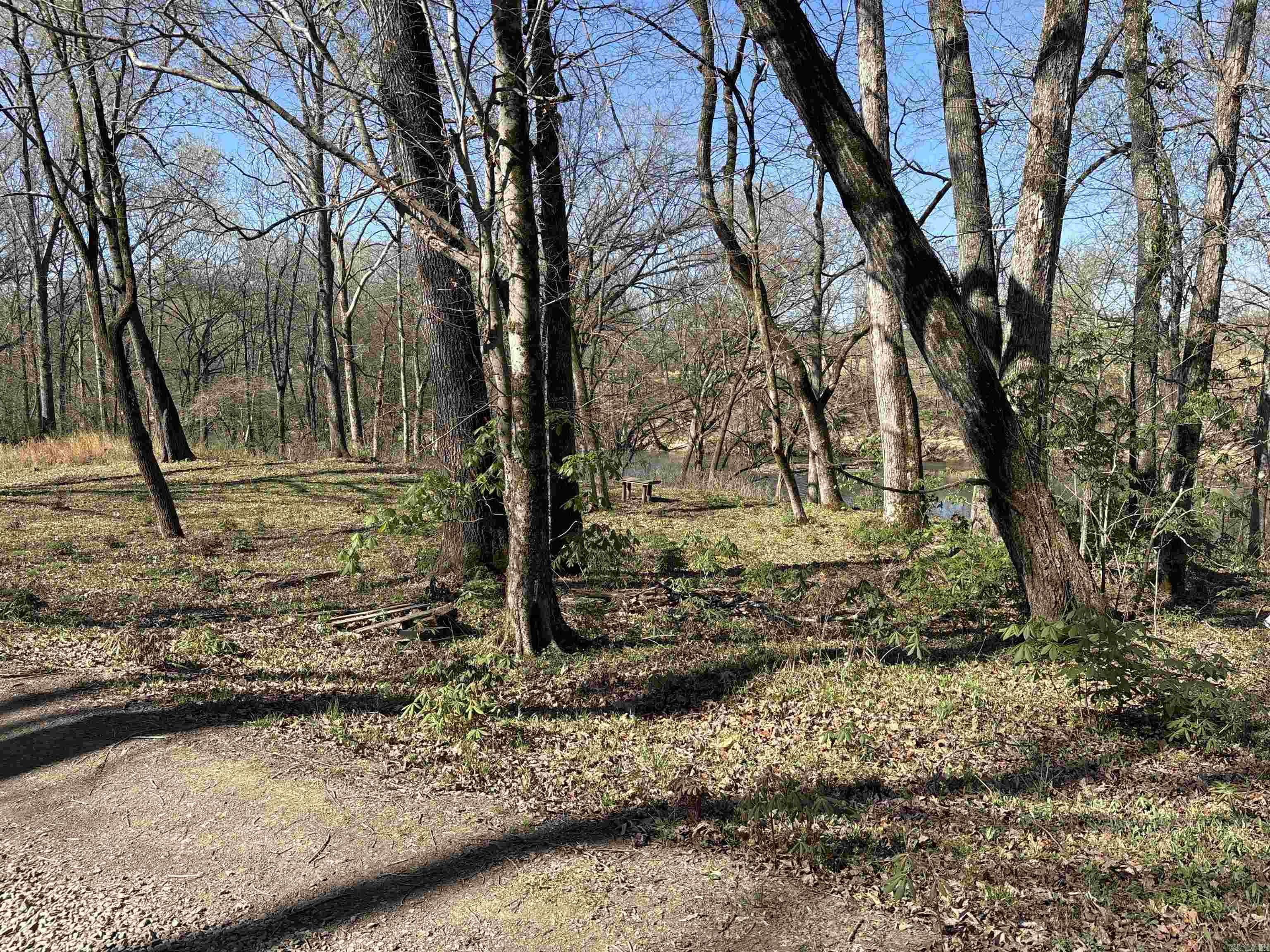 Metes & Bounds - Land