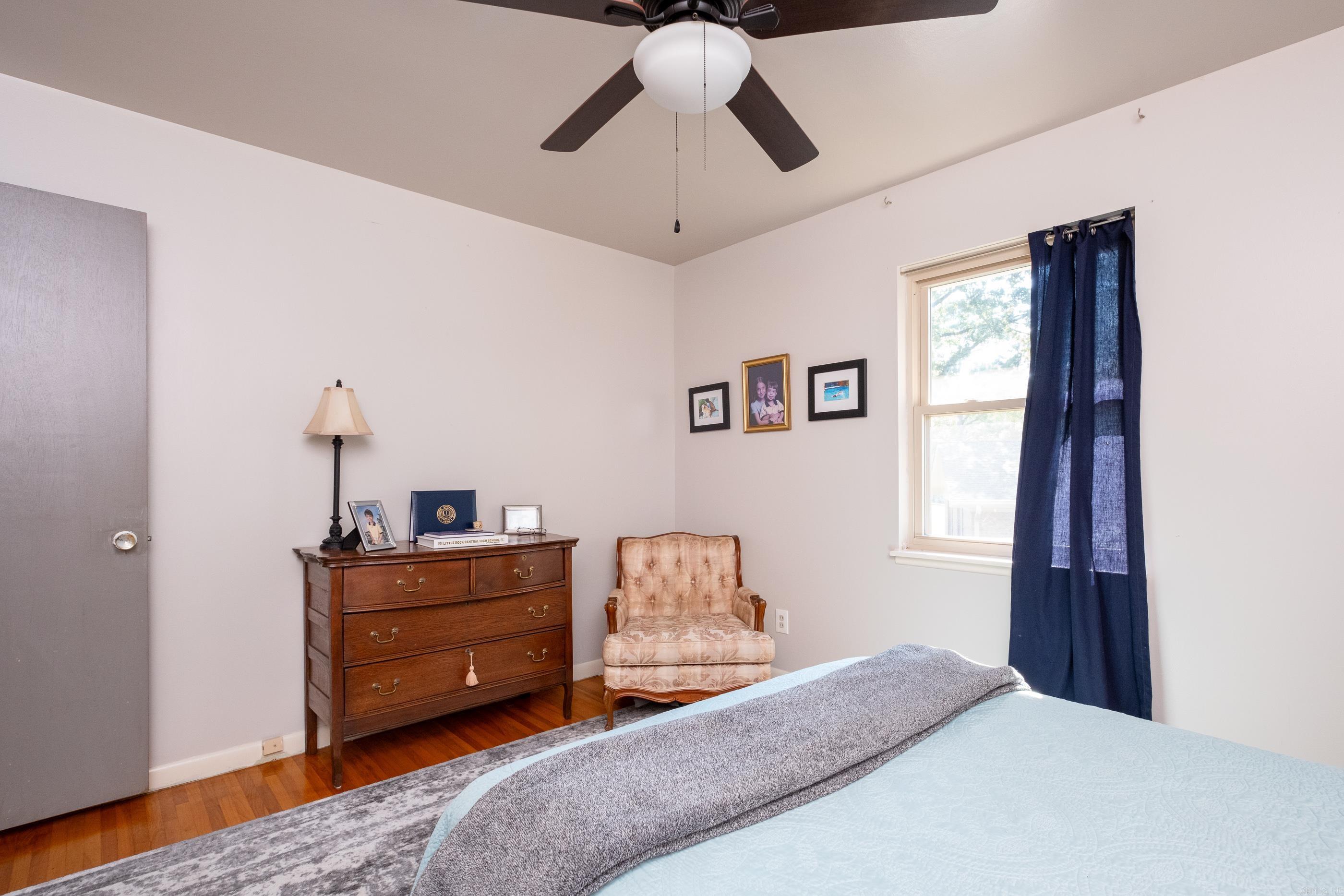 HALL PLAZA - Residential