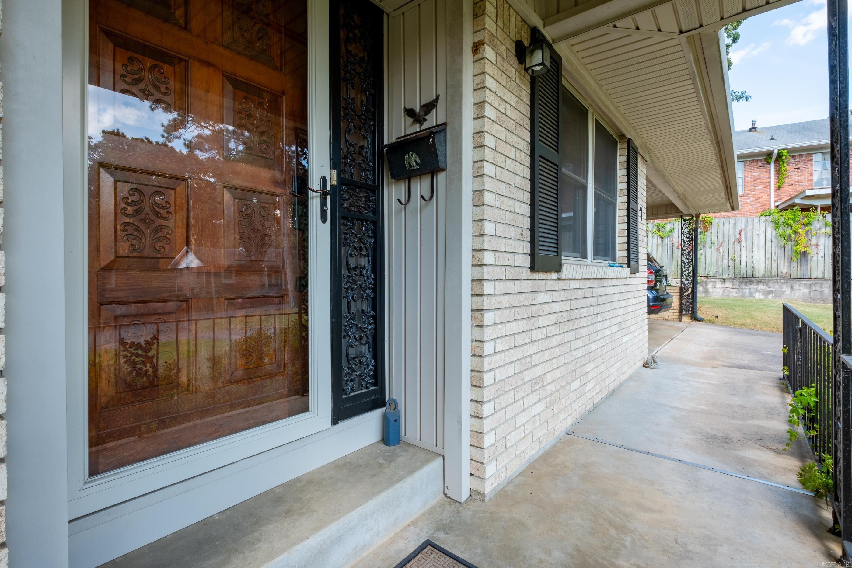 HALL PLAZA - Residential