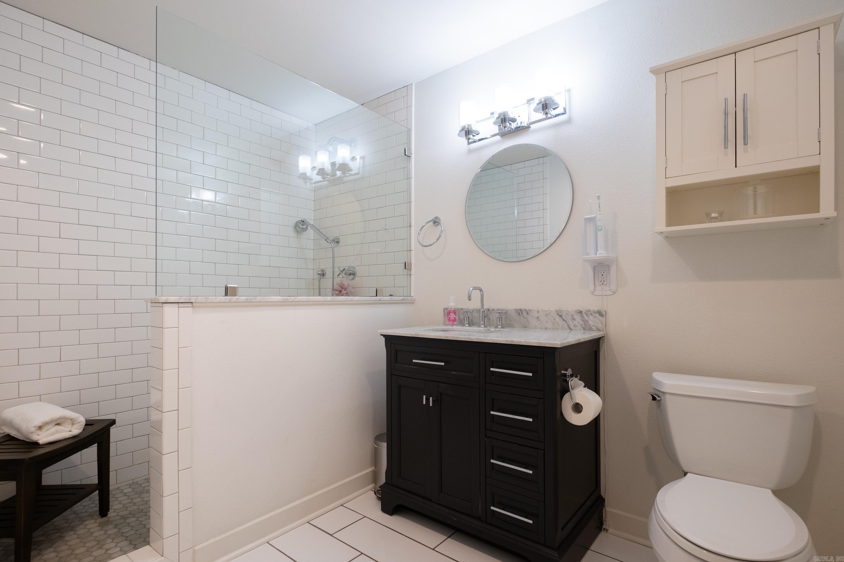 HALL PLAZA - Residential