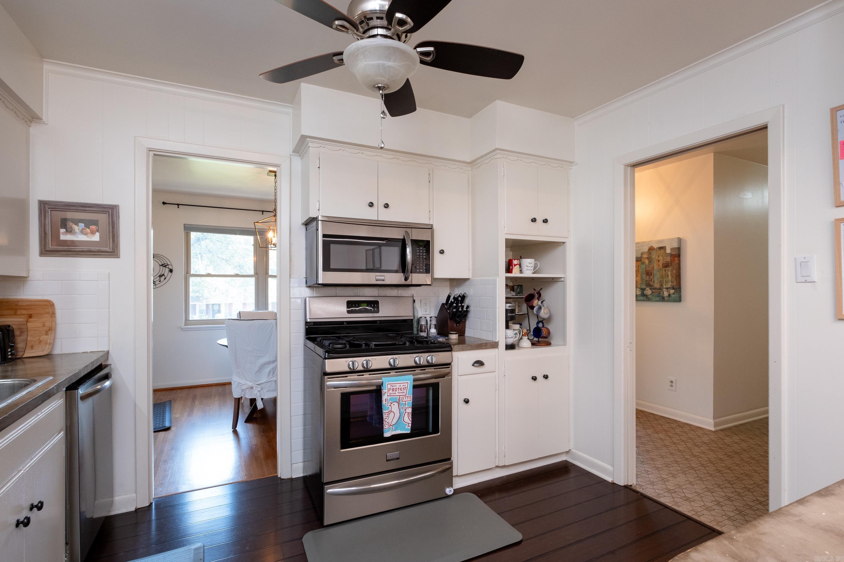 HALL PLAZA - Residential