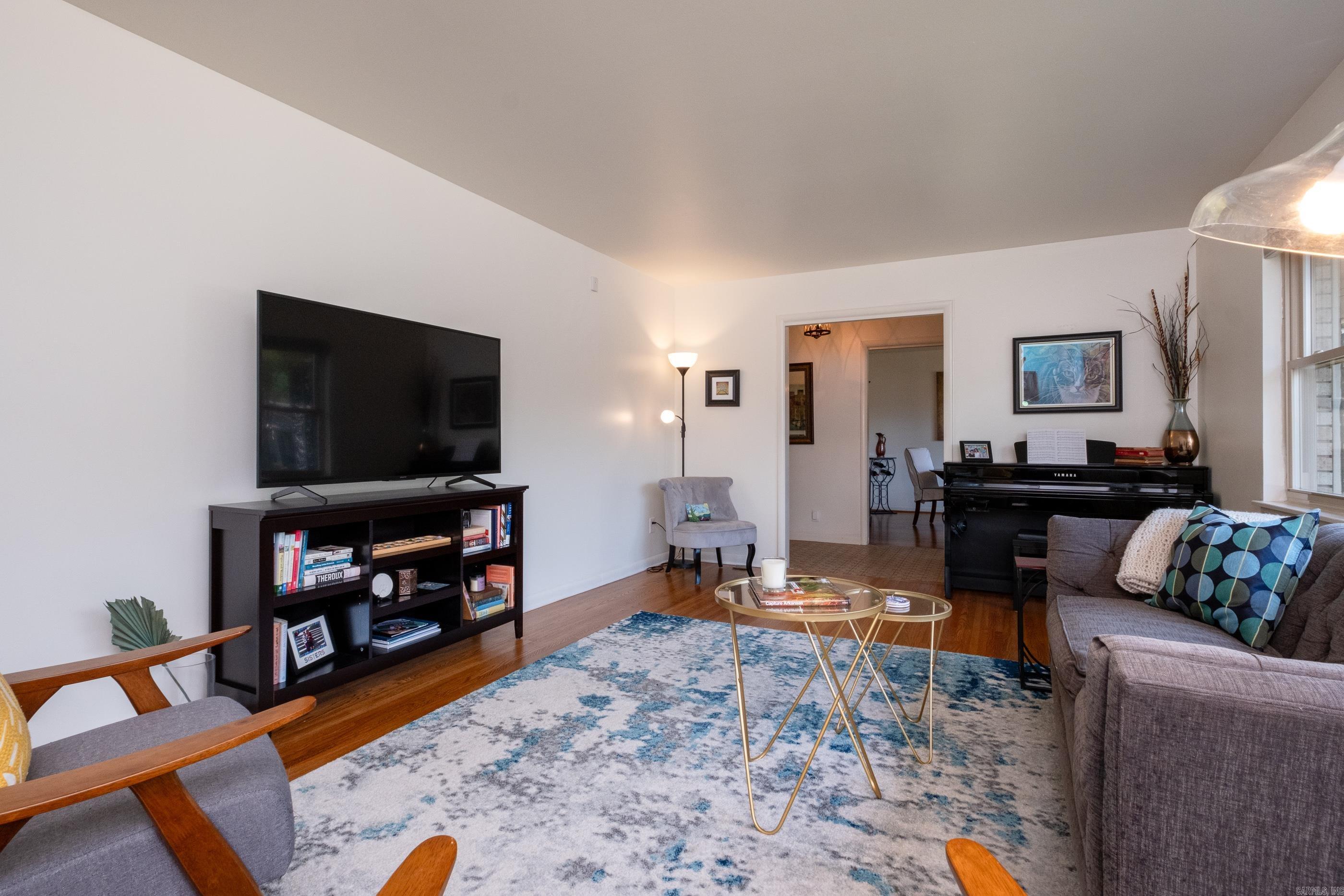 HALL PLAZA - Residential