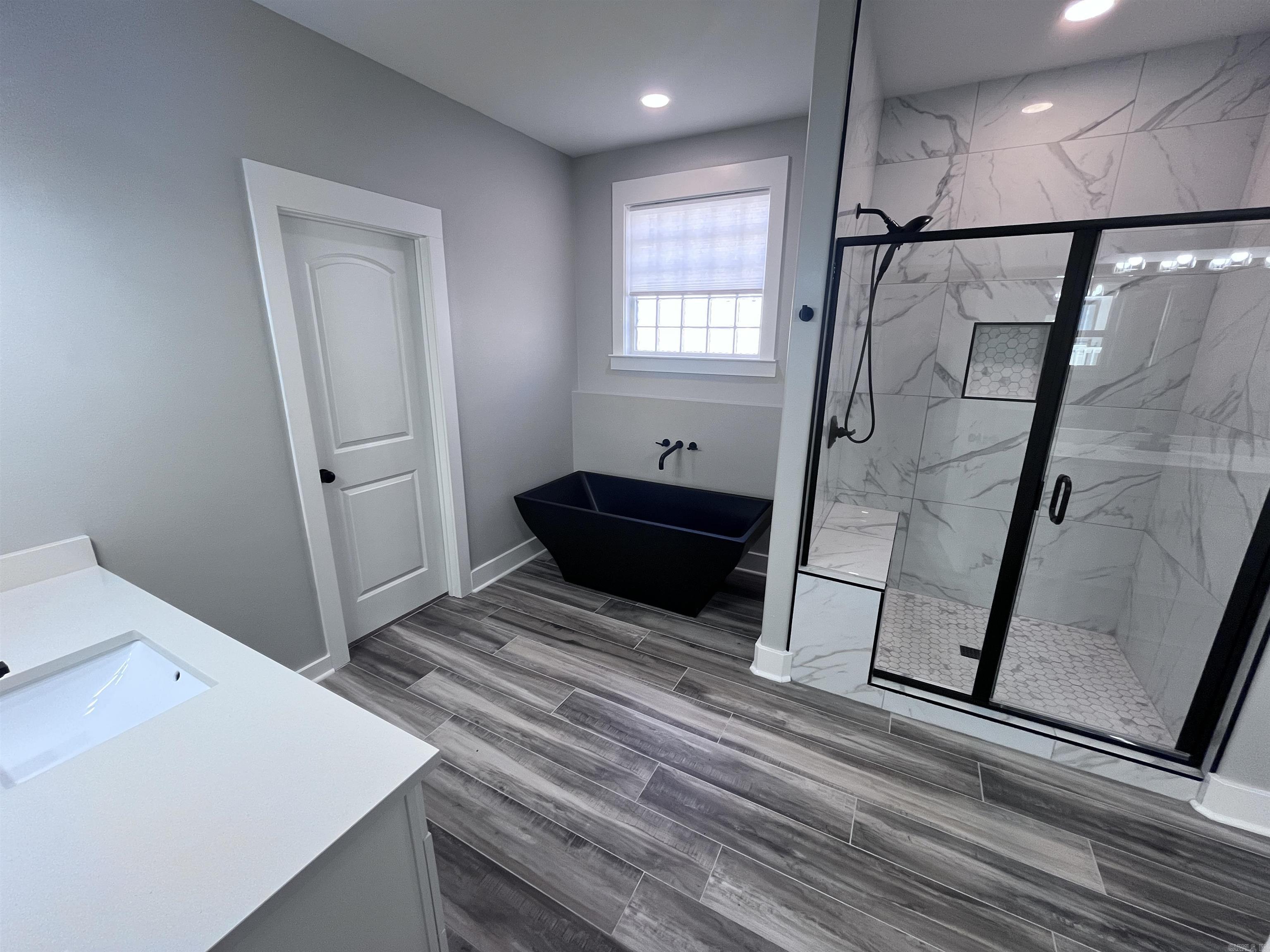 Creekside - Residential Lease