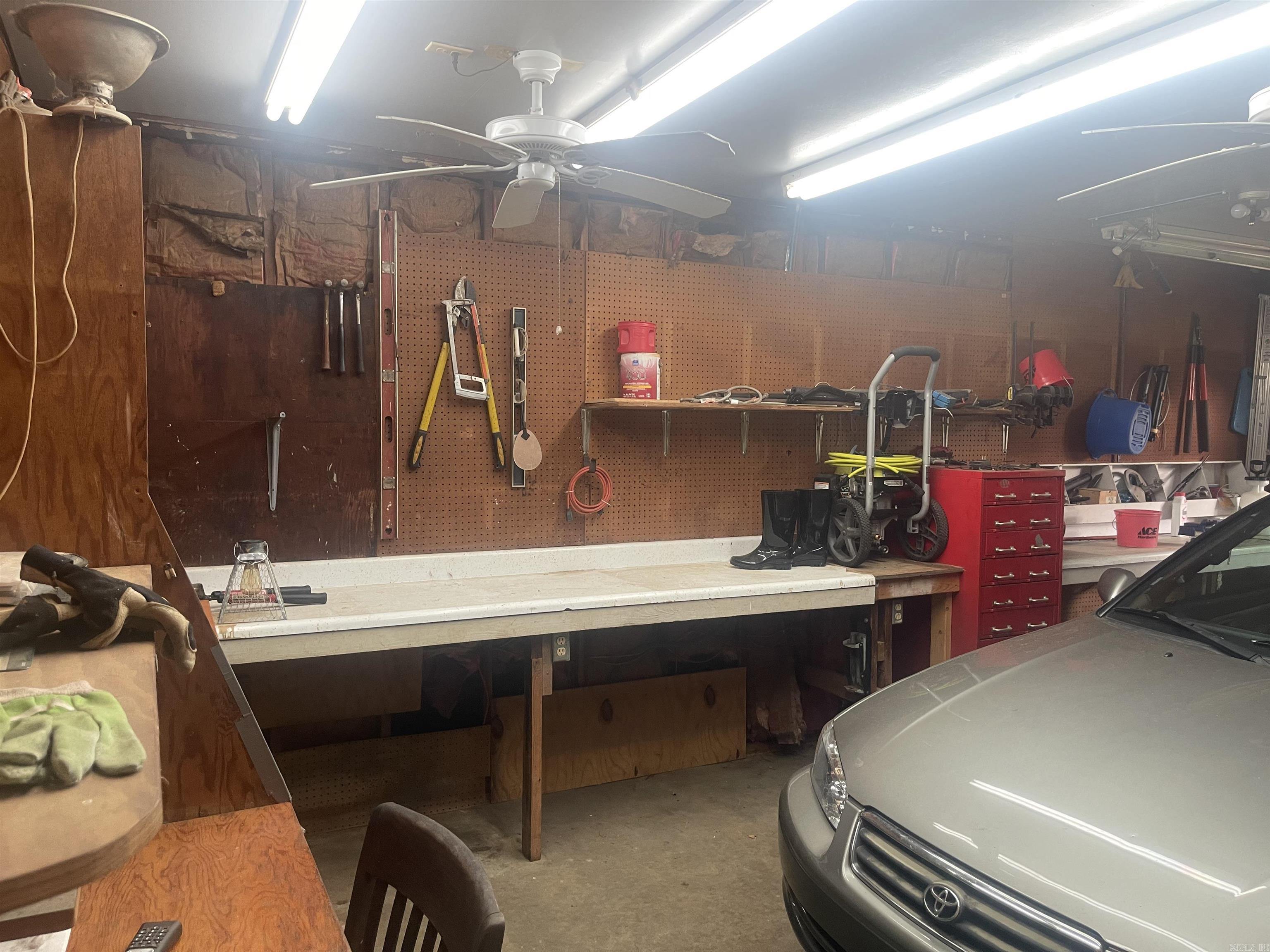 HERALDRY MANOR - Residential