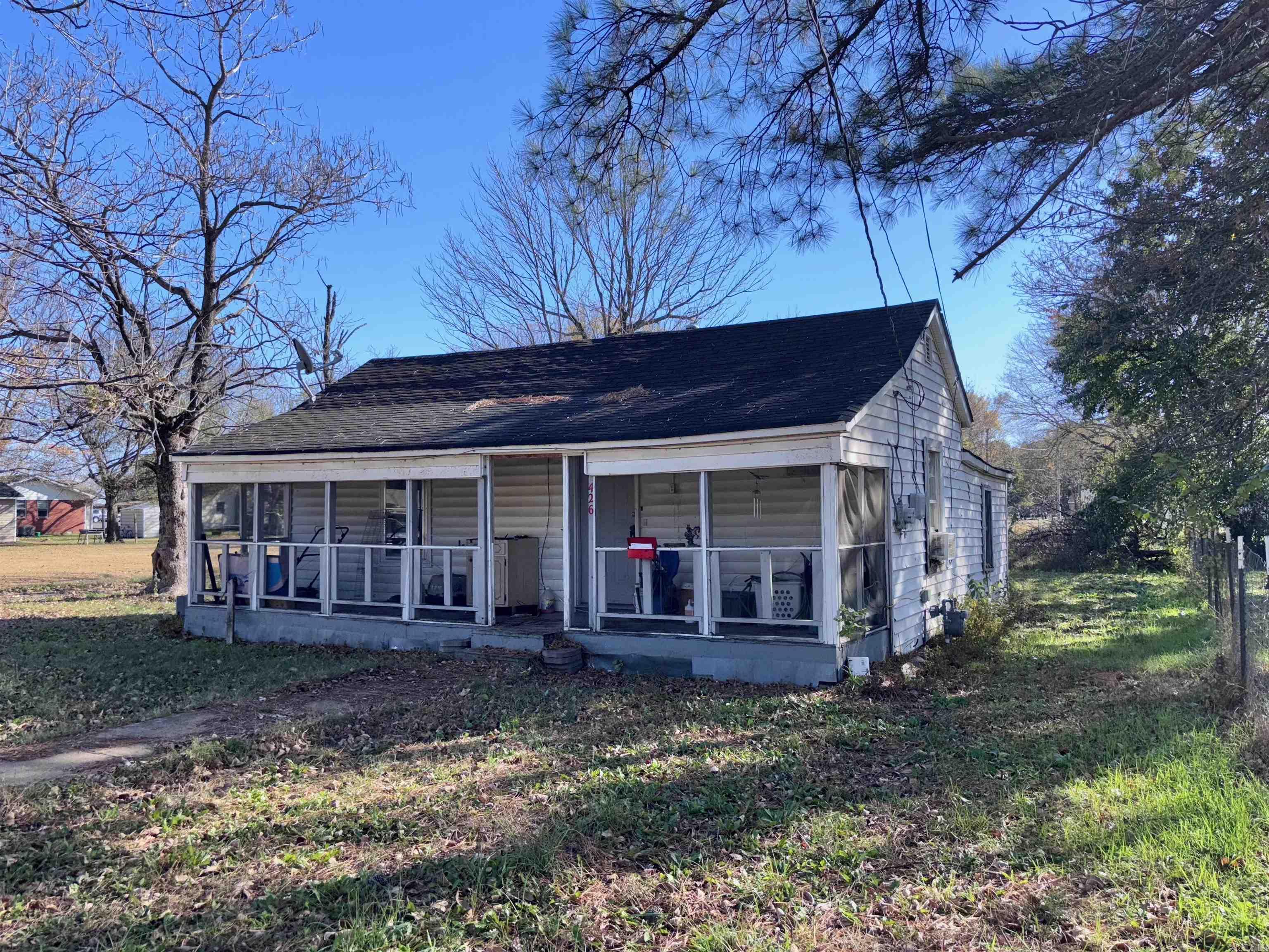 SCHOOL - Residential