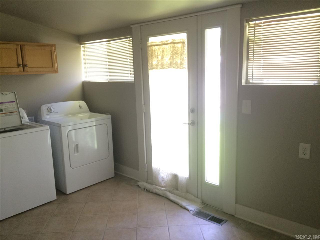 Hill Crest - Residential Lease