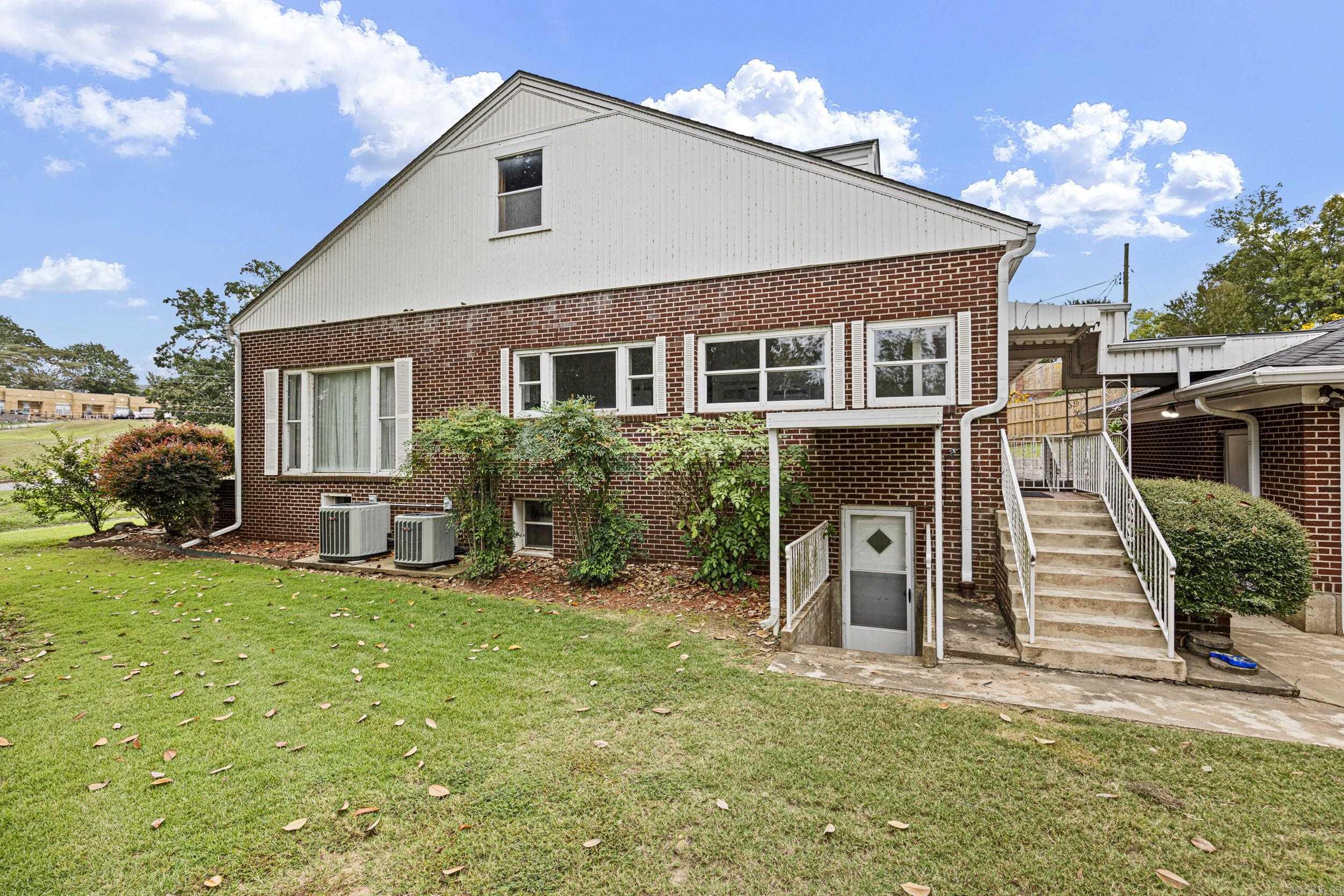 SAYLES ADDN - Residential