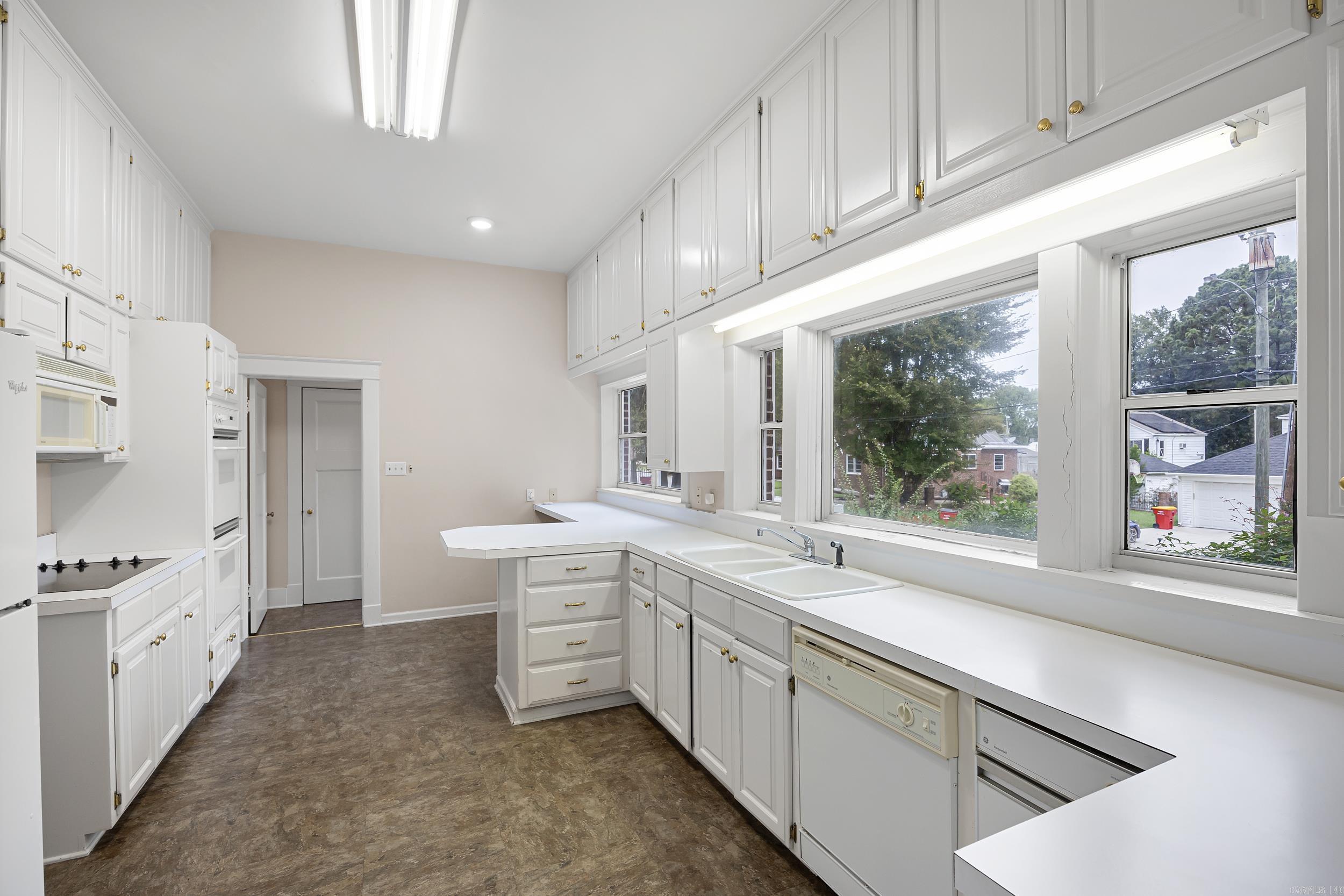 SAYLES ADDN - Residential