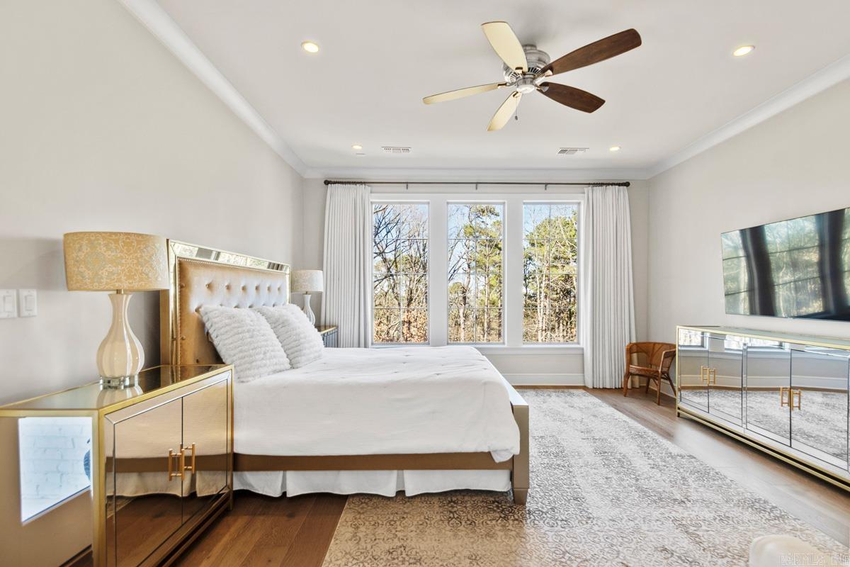 CHENAL VALLEY "FALSTONE COURT" - Residential