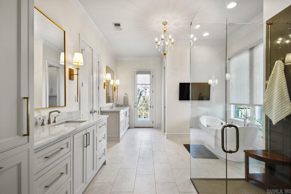 CHENAL VALLEY "FALSTONE COURT" - Residential