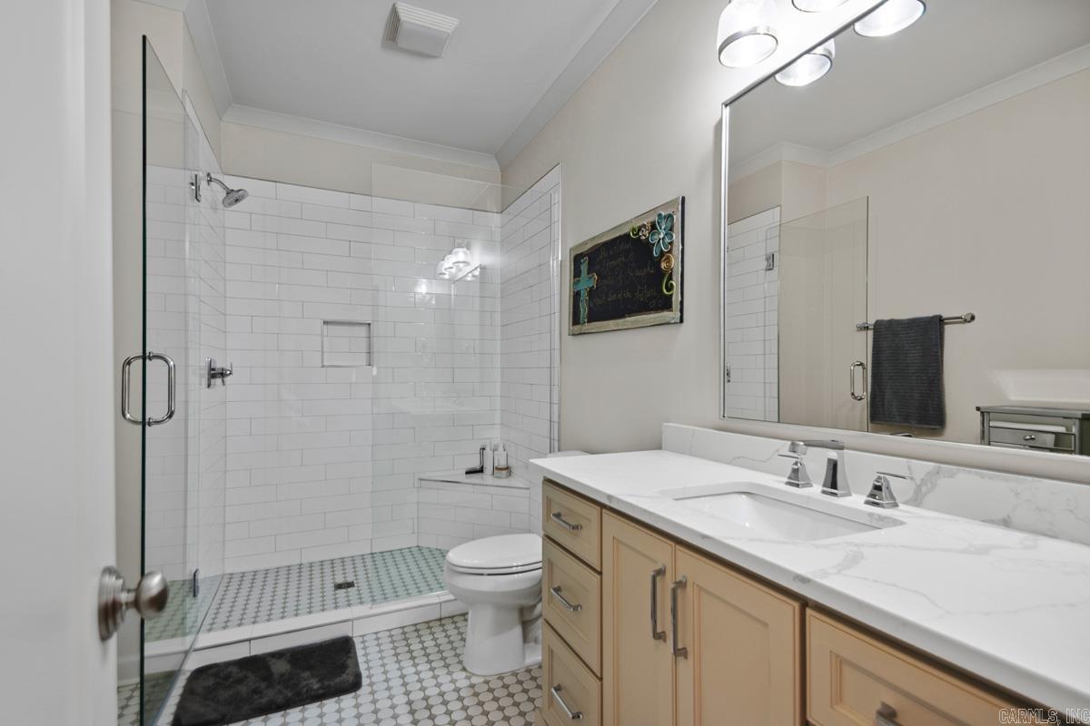 CHENAL VALLEY "FALSTONE COURT" - Residential