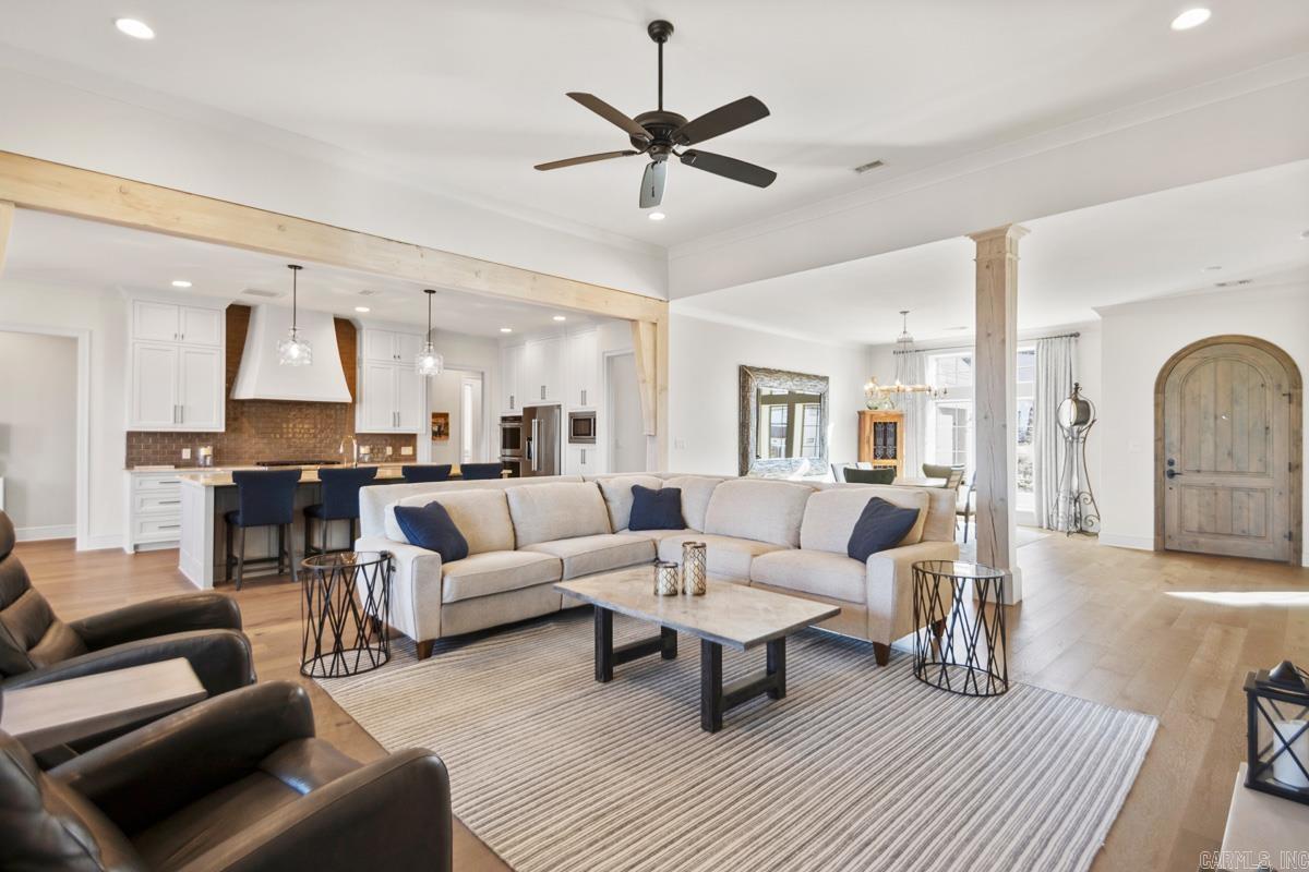 CHENAL VALLEY "FALSTONE COURT" - Residential