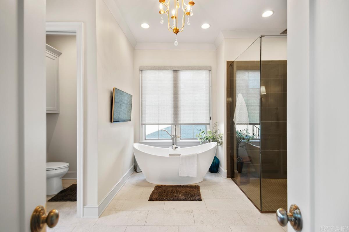 CHENAL VALLEY "FALSTONE COURT" - Residential