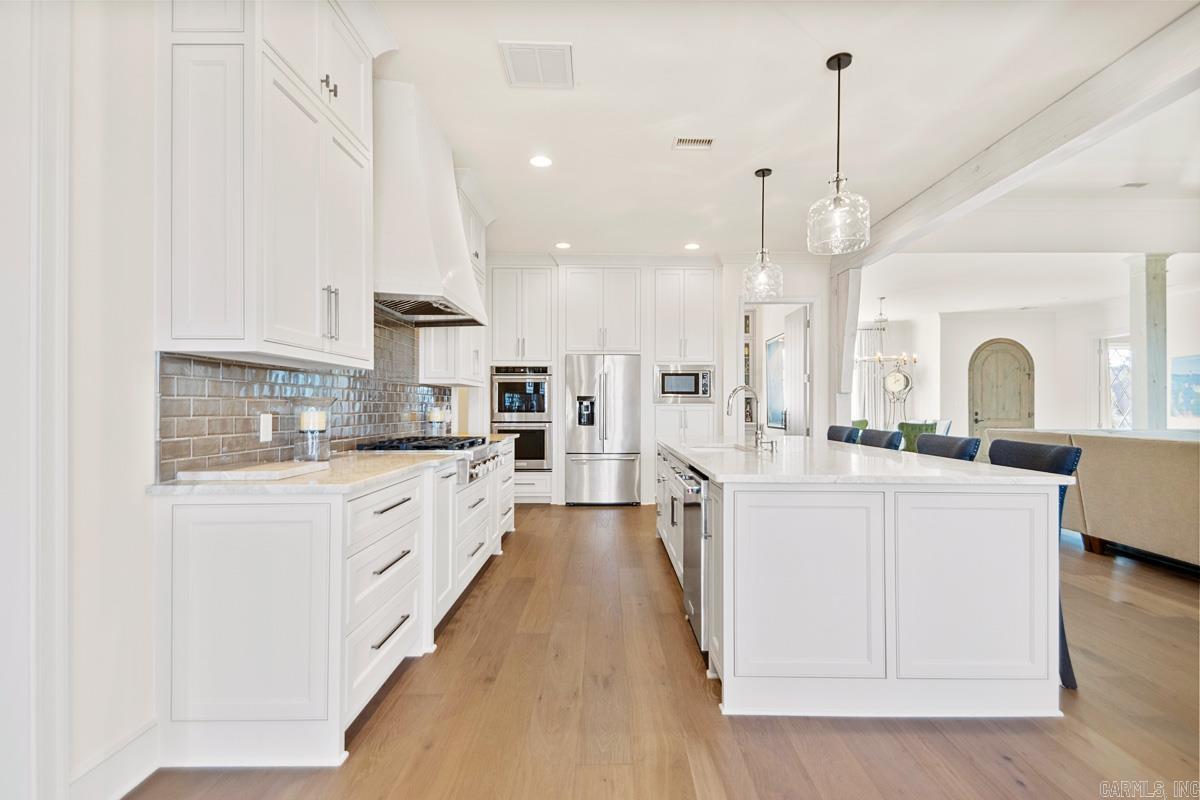 CHENAL VALLEY "FALSTONE COURT" - Residential